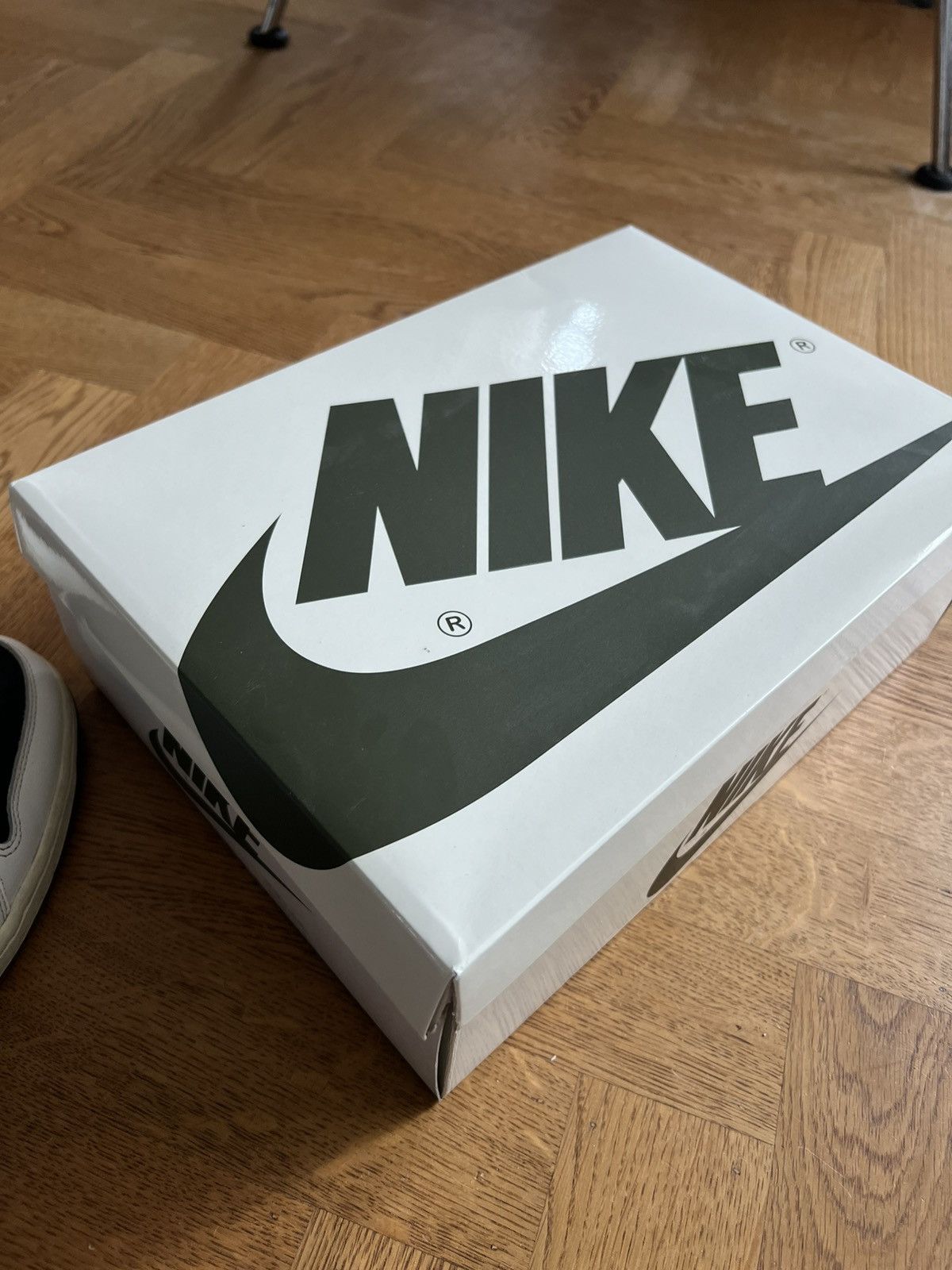 Jordan Brand × Travis Scott Jordan 1 Retro Low OG SP Travis Scott Olive Size US 11.5 / EU 44-45 - 9 Thumbnail