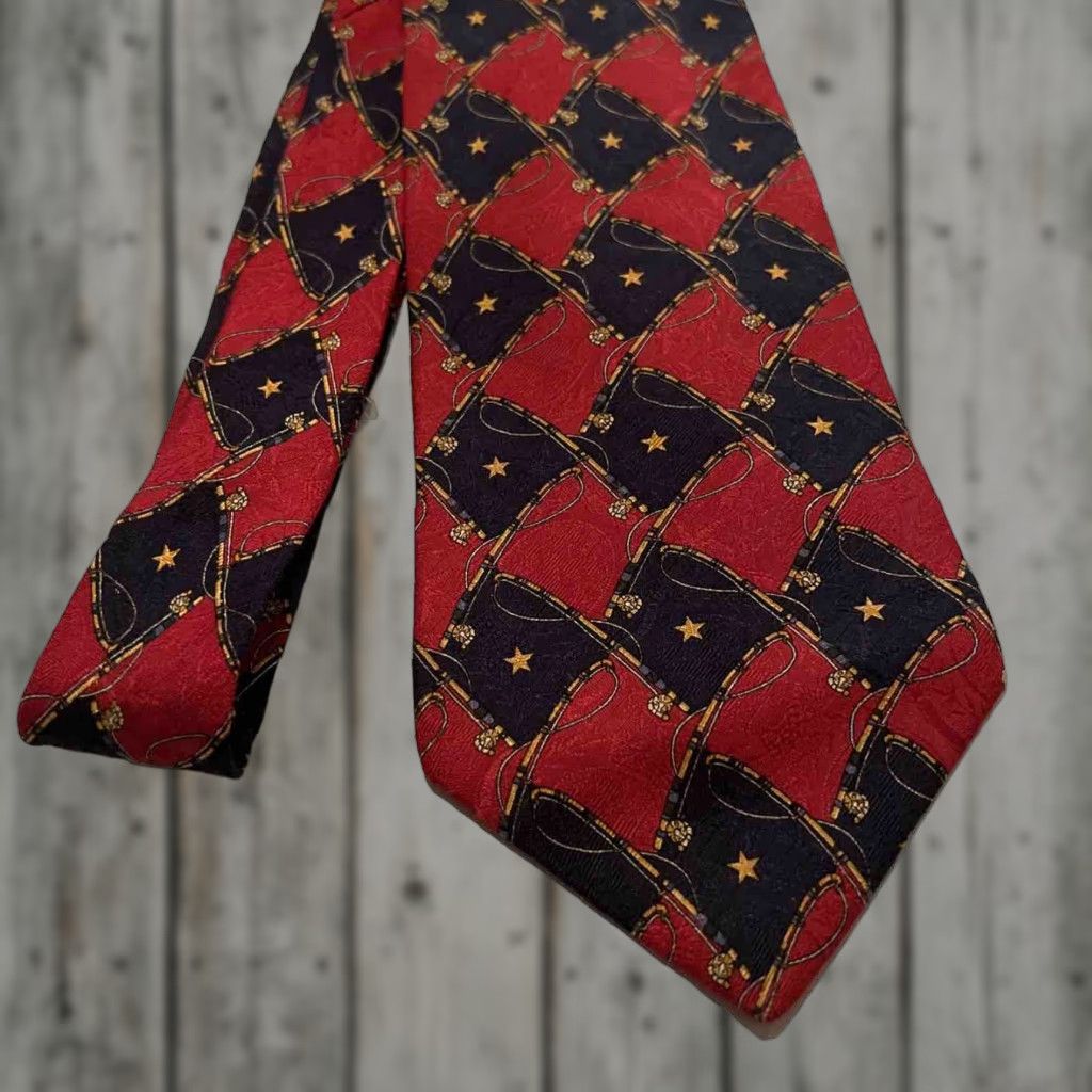 Tommy Hilfiger VINTAGE Tommy Hilfiger Tie Fly Fishing 100% Silk 4” Made USA Red Blue 56” Long Mens Tie Size ONE SIZE - 1 Thumbnail