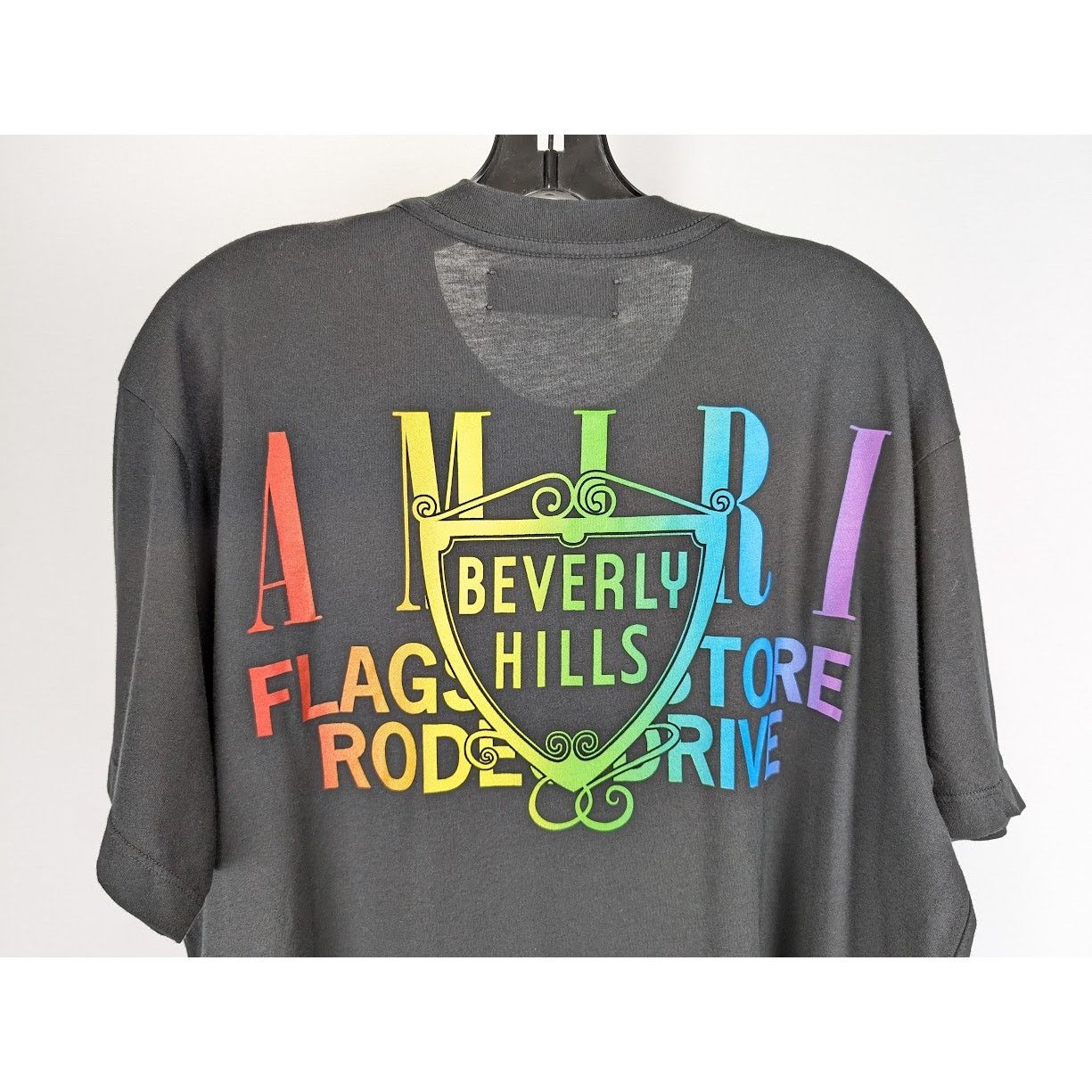Amiri o1rshd1 Q:3 / Amiri XO Beverly Hills Tee in Black / Rainbow Size US M / EU 48-50 / 2 - 10 Thumbnail