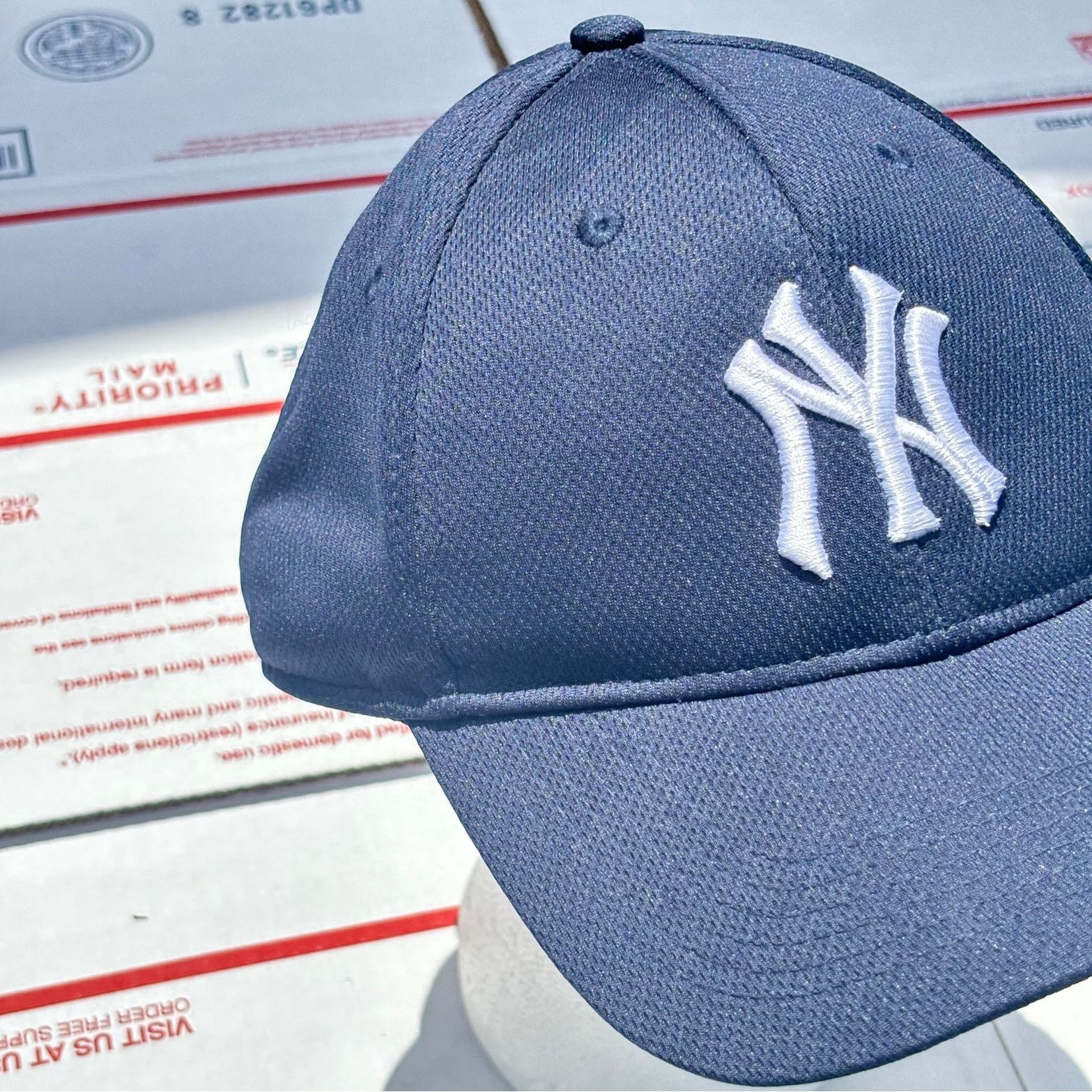 Other Blue NY Yankees Men's Hat Size ONE SIZE - 3 Thumbnail