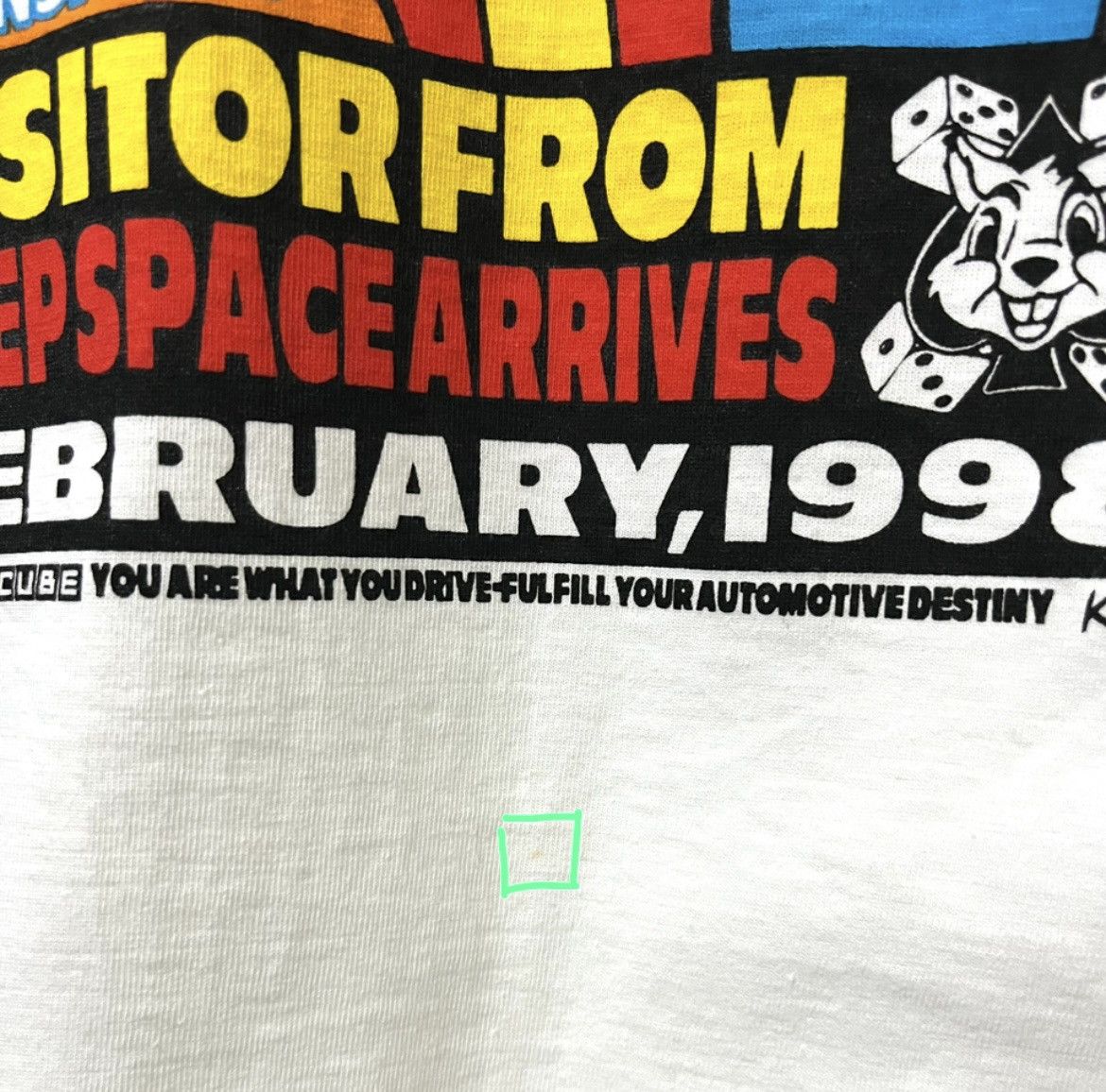 Les Artists VINTAGE 90s FRANK KOZIK NISSAN CUBE POSTER ART WORK TSHIRT Size US M / EU 48-50 / 2 - 8 Thumbnail