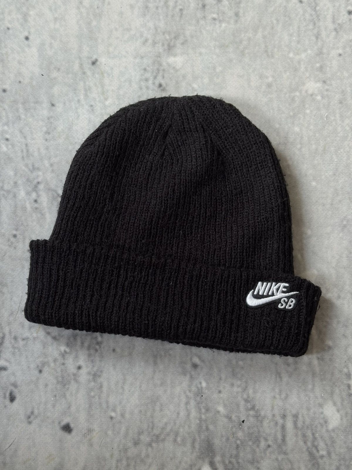 Nike SB Nike SB Black beanie Size ONE SIZE - 1 Thumbnail