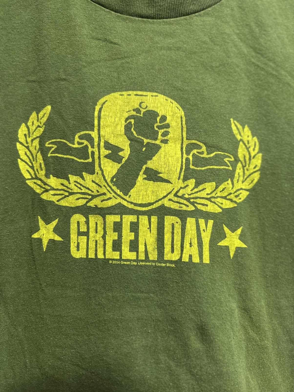 Band Tees × Fruit Of The Loom × Vintage Thrashed Vintage Y2K Green Day Band Faded Tee Size US L / EU 52-54 / 3 - 2 Thumbnail