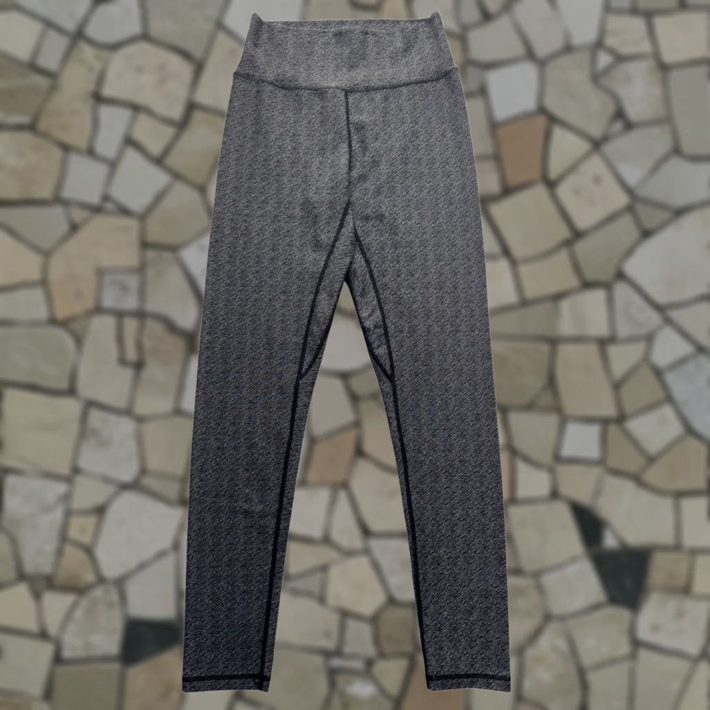 Vintage P'tula Leggings High-Waisted Heathered Gray Nylon/Spandex L Women Gray Leggings Gym & Training Womens L Size 36" / US 14 / IT 50 - 1 Thumbnail