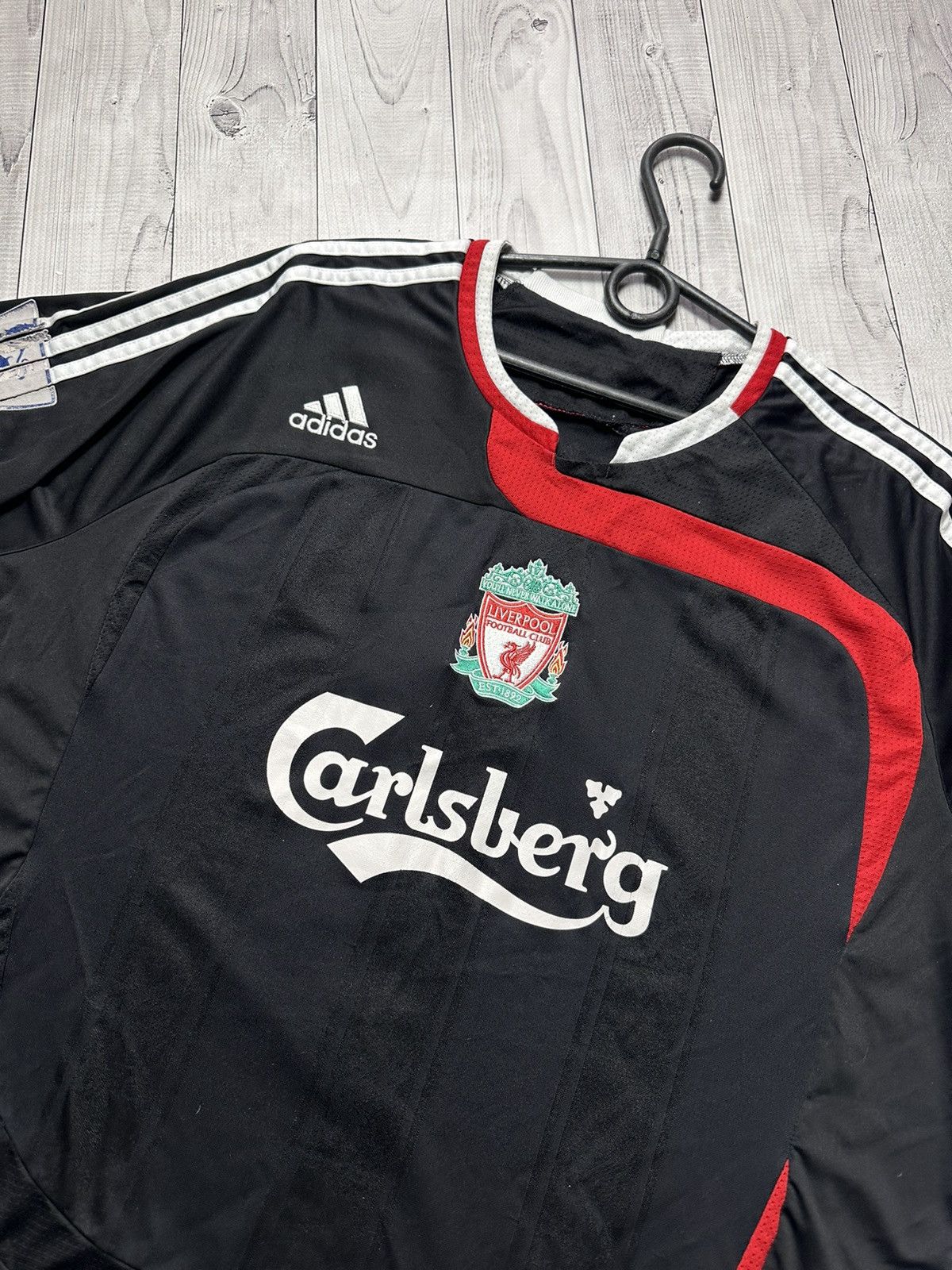 Adidas × Vintage Vintage adidas Liverpool soccer jersey size L black 9 Torres Size US L / EU 52-54 / 3 - 3 Thumbnail