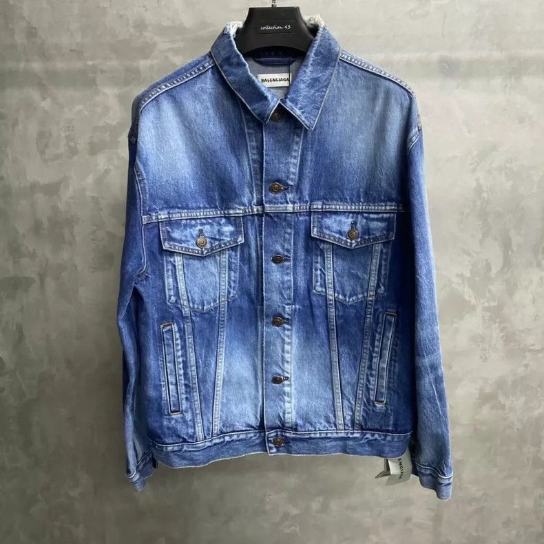 Balenciaga Balenciaga Blue back printed logo denim jacket Size XXS / US 00 / IT 34 - 1 Thumbnail
