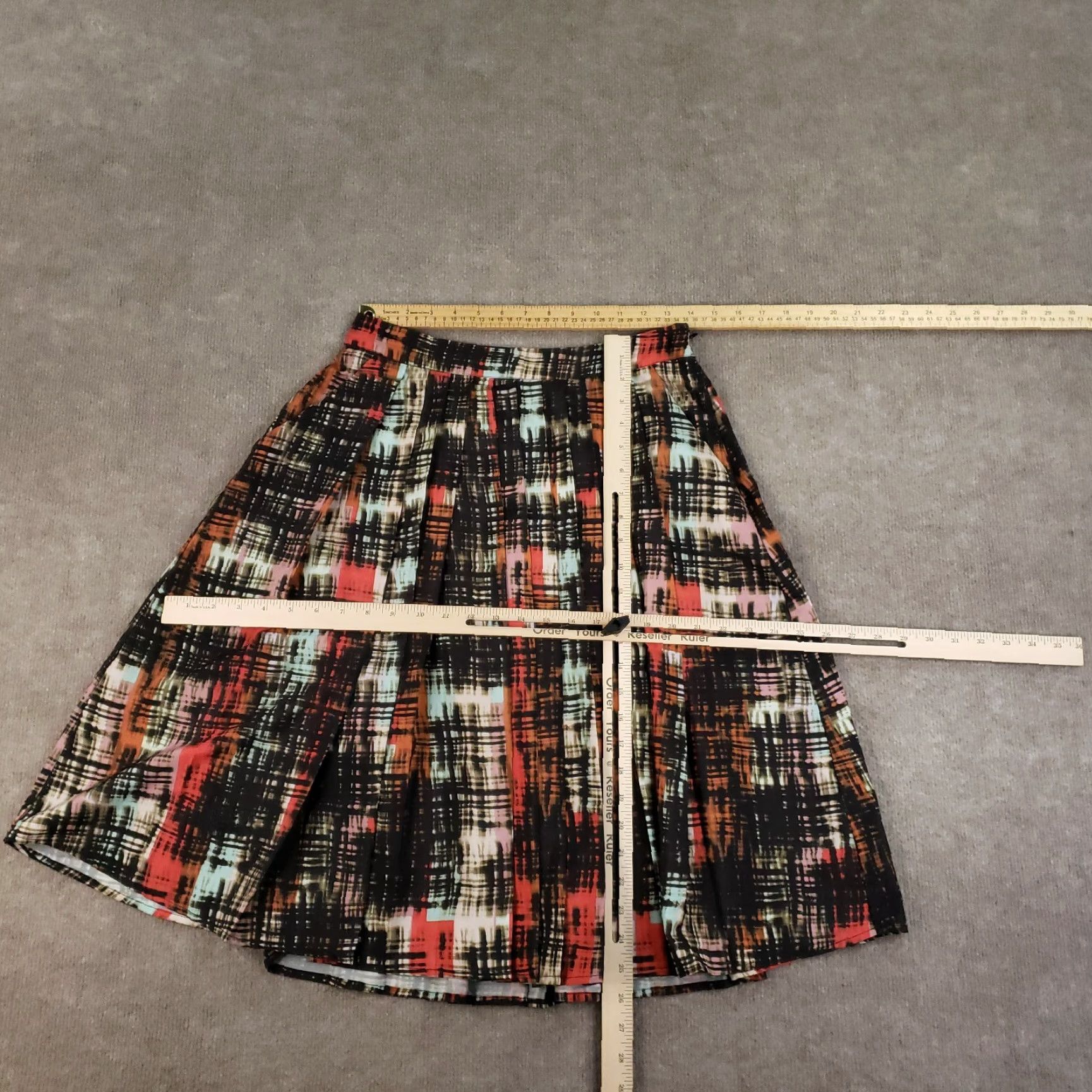 Anthropologie Anthropologie Skirt Women Size 4 Black Orange Pleated Pockets Casual Geometric Knee Length Size 27" / US 4 / IT 40 - 2 Thumbnail
