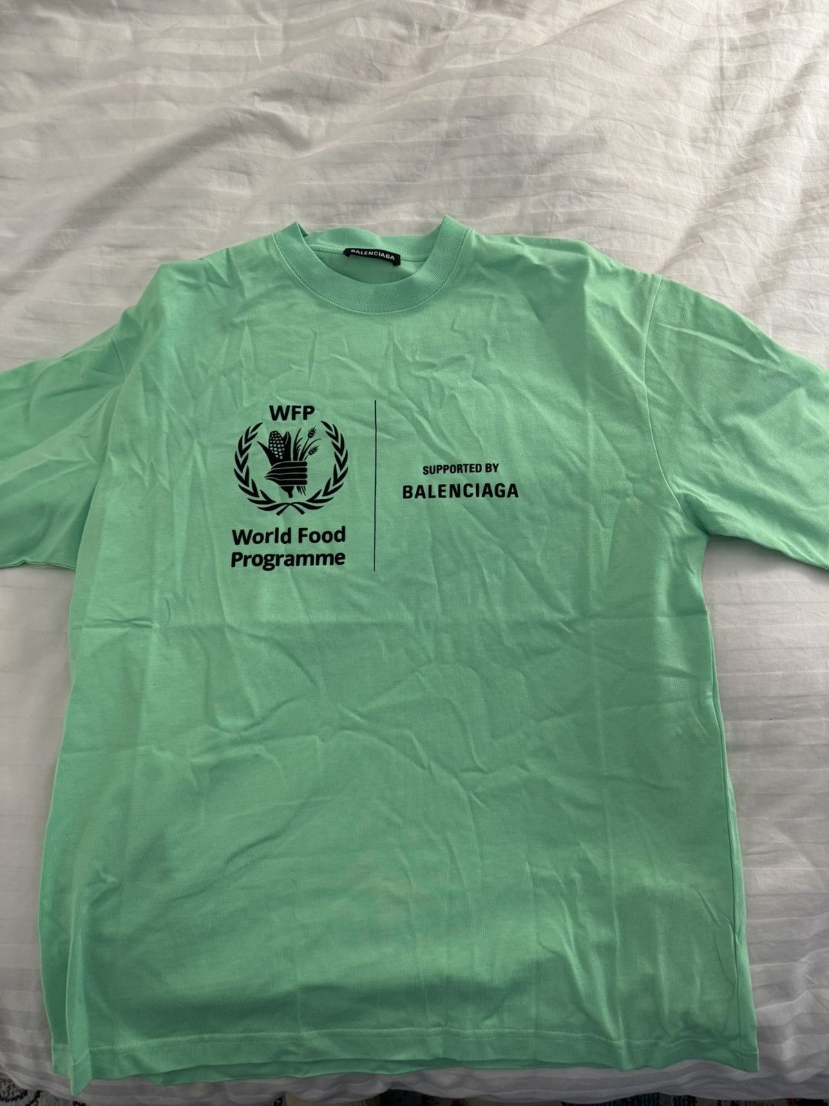 Balenciaga Balenciaga WFP t shirt Size US S / EU 44-46 / 1 - 1 Thumbnail
