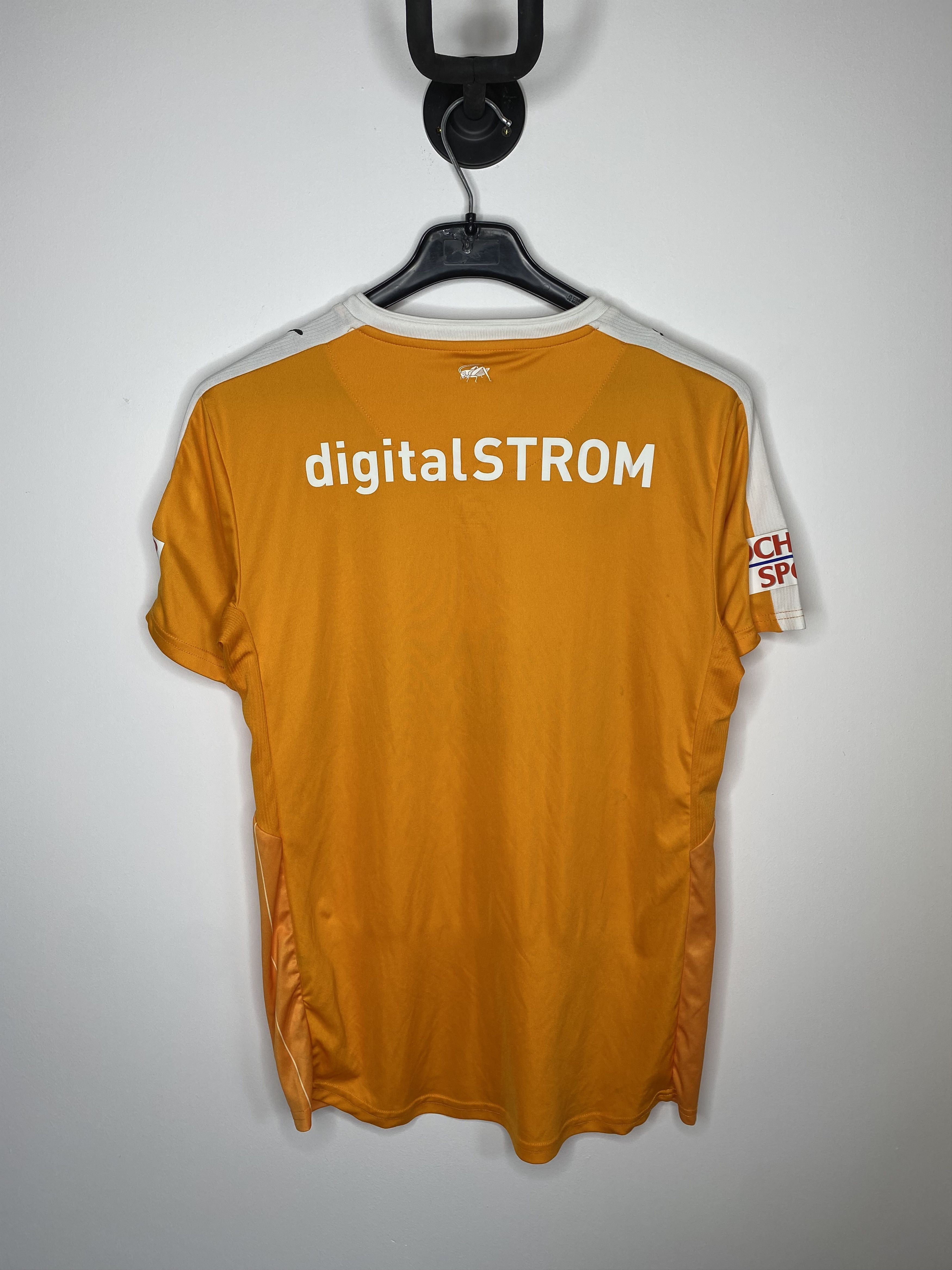 Puma GRASSHOPPERS 2016 2017 AWAY FOOTBALL SHIRT SOCCER JERSEY Size US S / EU 44-46 / 1 - 2 Thumbnail