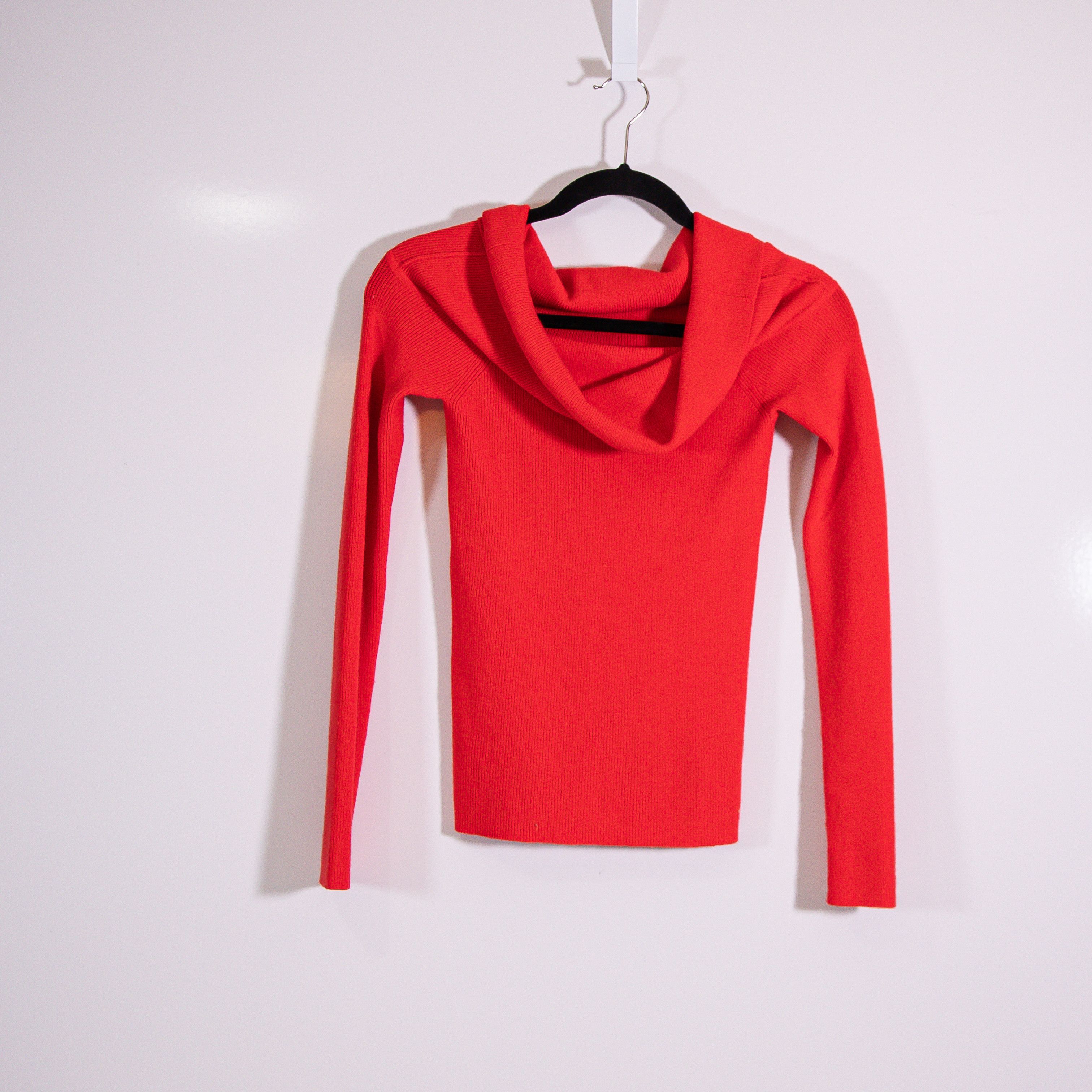 Aritzia Wilfred Aritzia Nola Soft Ribbed Knit Off Size XS / US 0-2 / IT 36-38 - 1 Thumbnail