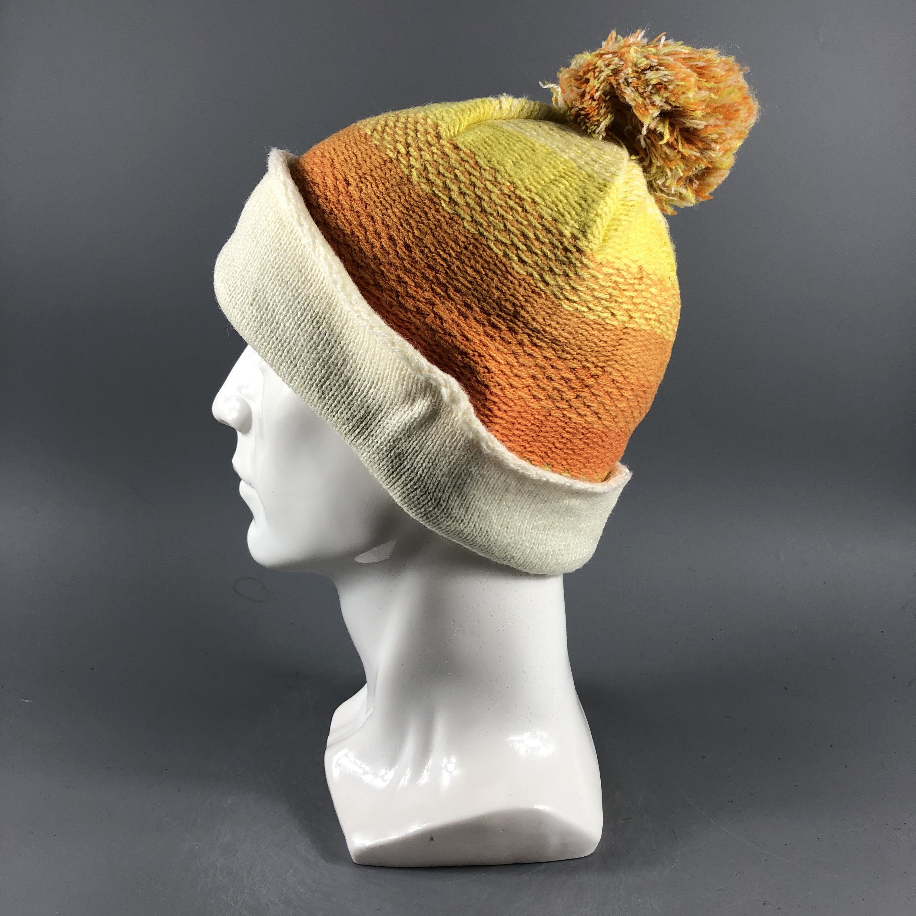 Japanese Brand × Vintage Unknown Stripe Bobble Beanie Snow Hat Snow Cap -D412 Size ONE SIZE - 1 Thumbnail
