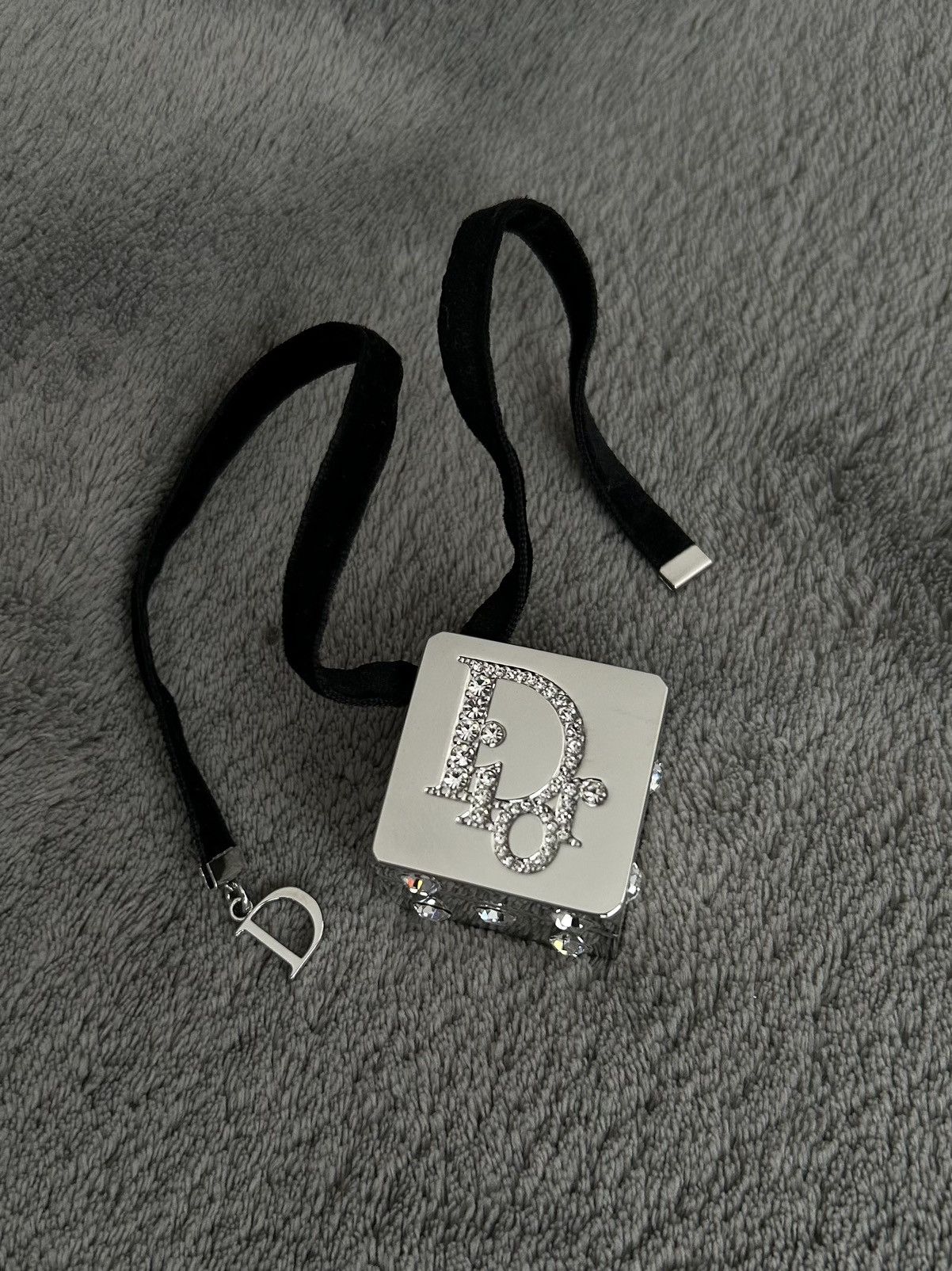 Dior Christian Dior Play Lip Gloss Necklace (Vintage Collectible) Size ONE SIZE - 1 Thumbnail