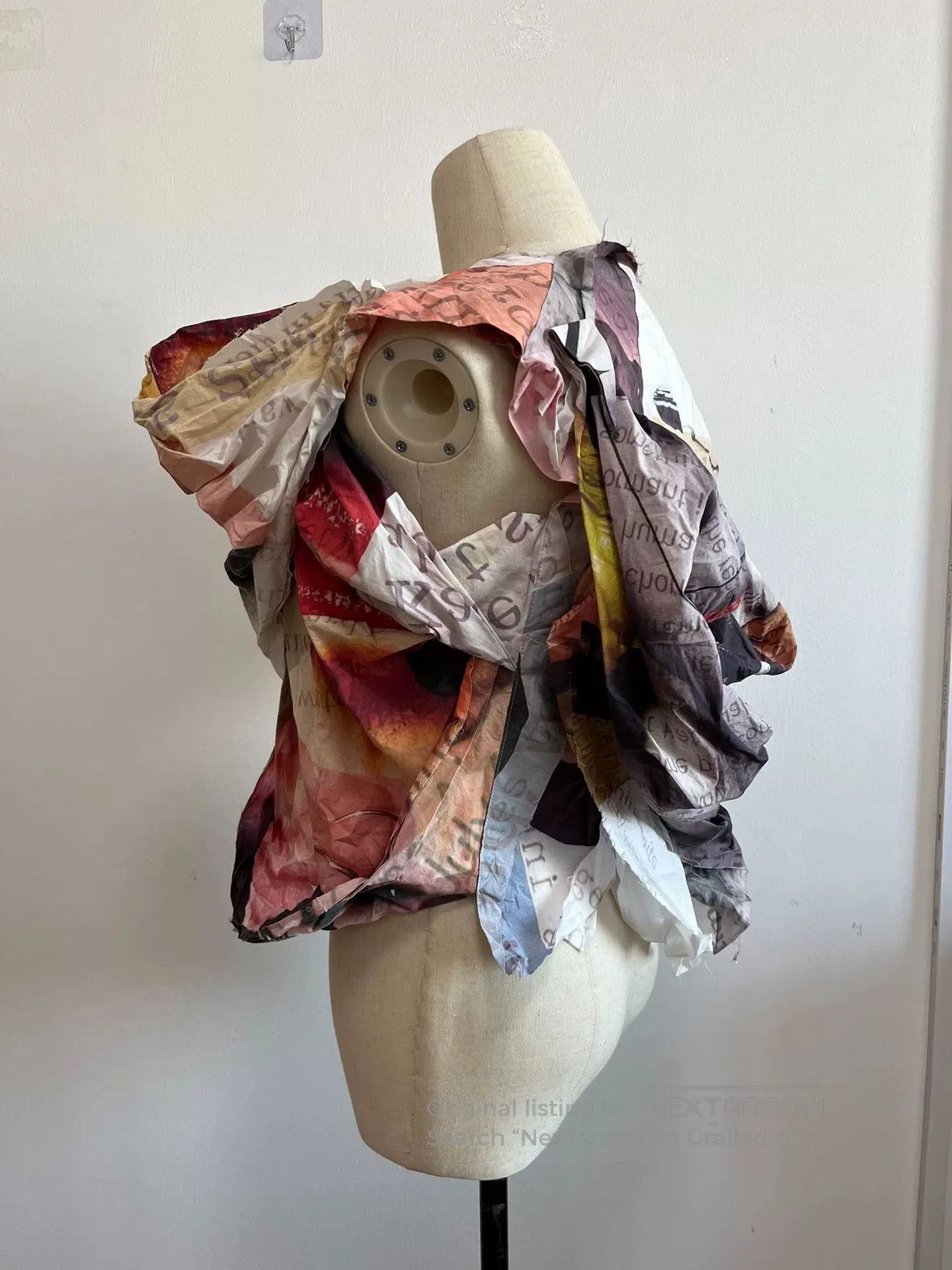 Nozomi Ishiguro Nozomi Ishiguro 2013SS Asymmetrical Portrait Top. Size S / US 4 / IT 40 - 8 Thumbnail