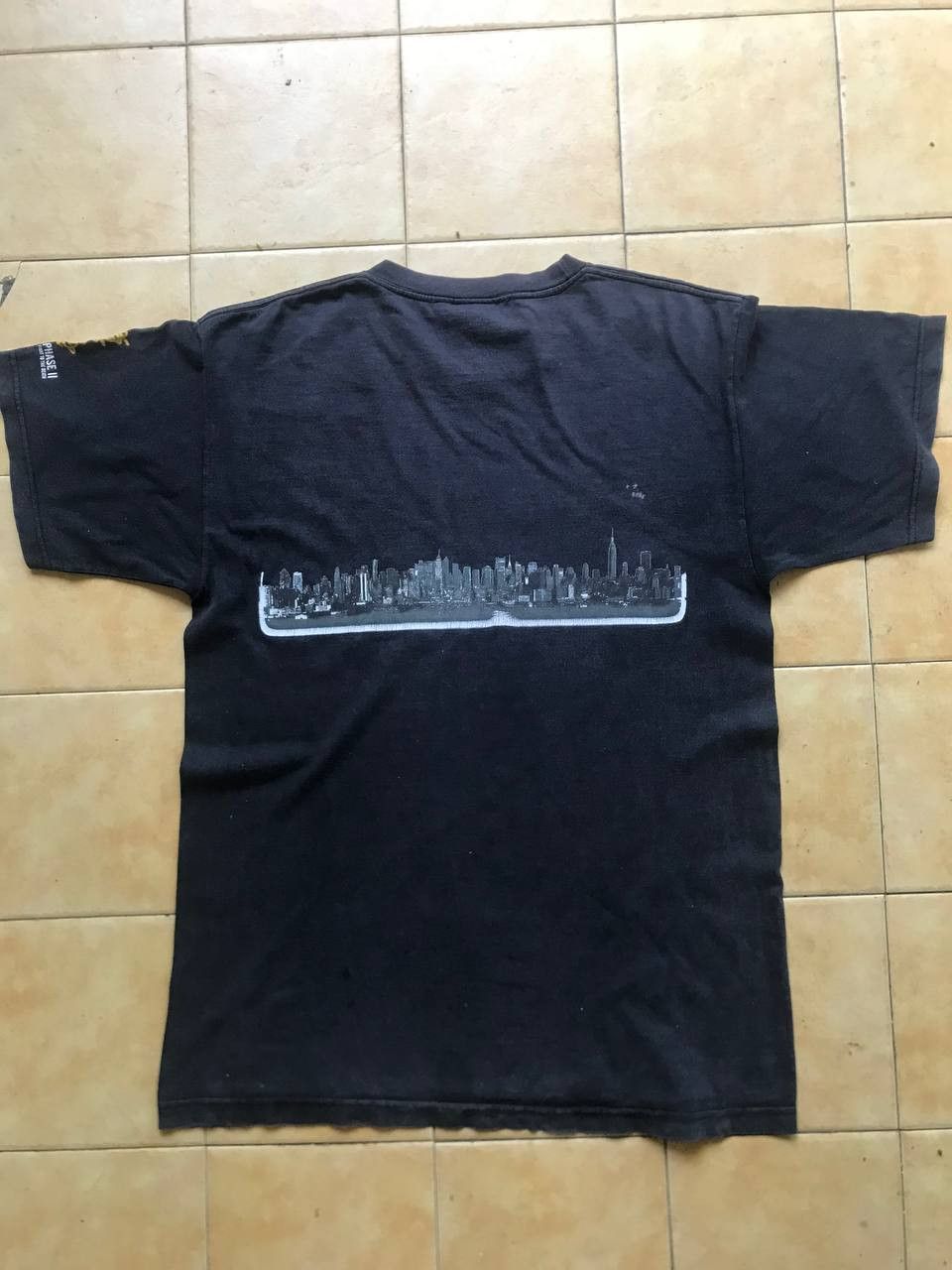 Hook-Ups × Vintage Vintage Zoo York vs Phase II Faded Tee Size US M / EU 48-50 / 2 - 5 Thumbnail