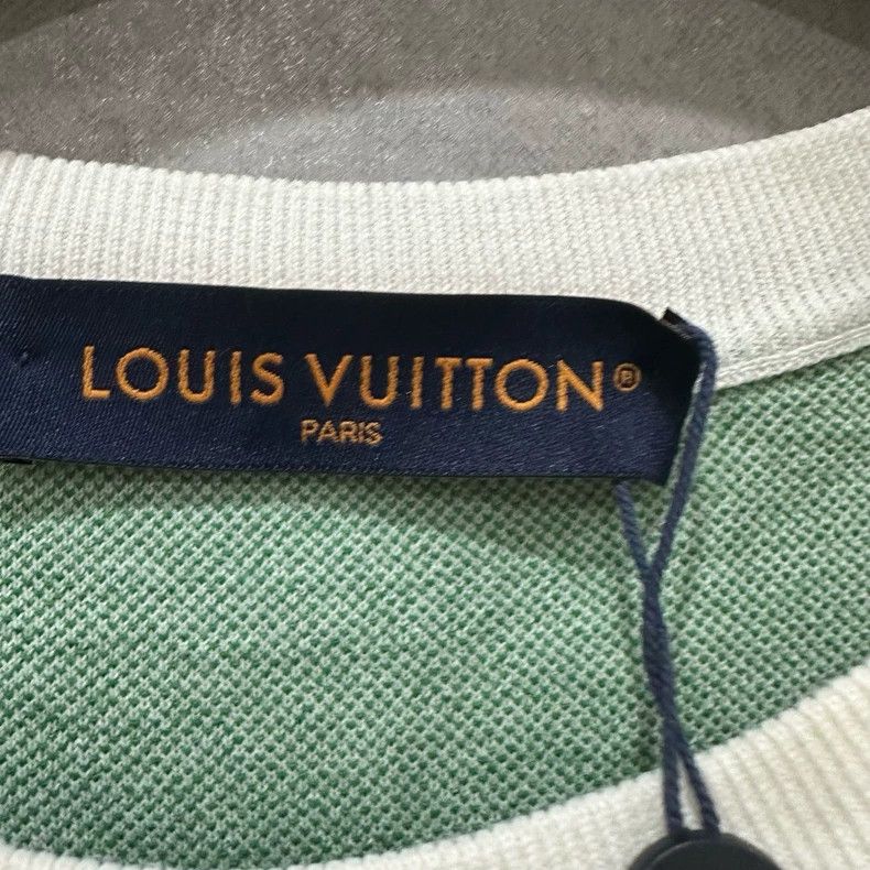 Louis Vuitton Louis Vuitton White and green checkerboard short sleeve Size US XL / EU 56 / 4 - 4 Thumbnail