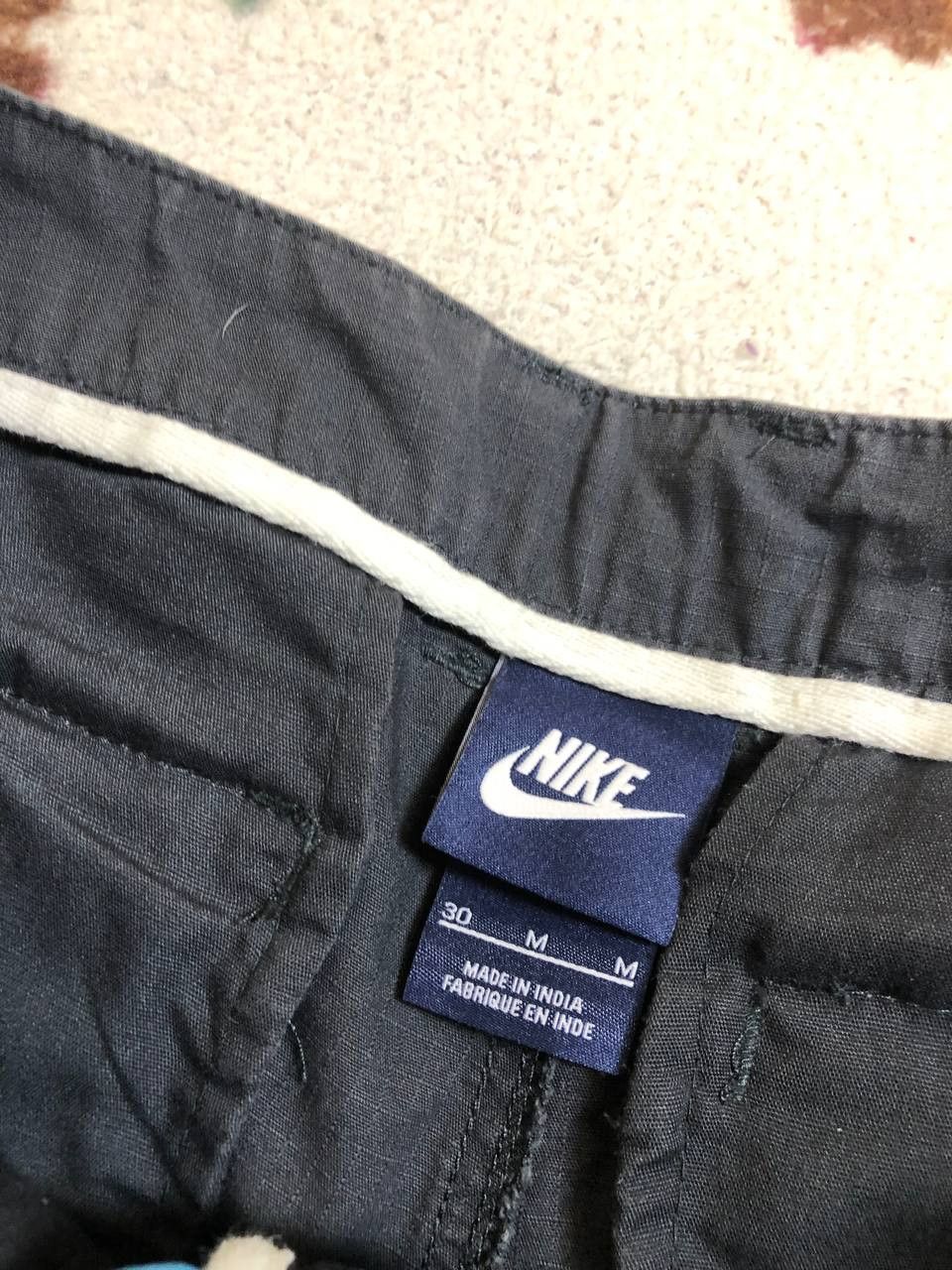Nike Nike Men's Shorts Navy Size 30 Cargo Zipper Pockets Logo Size US 30 / EU 46 - 2 Thumbnail