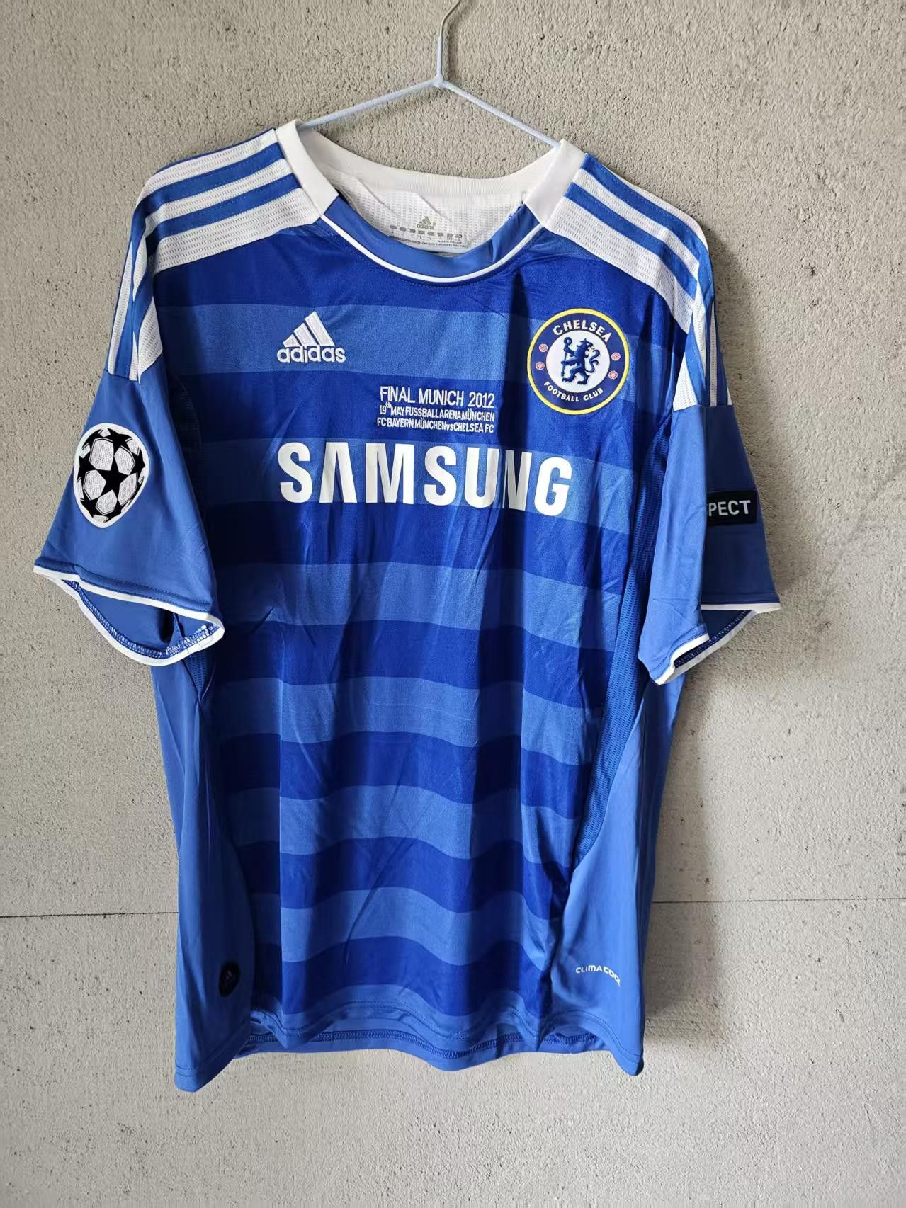 Other 2012 Chelsea #9 Torres Jersey Size US L / EU 52-54 / 3 - 2 Thumbnail