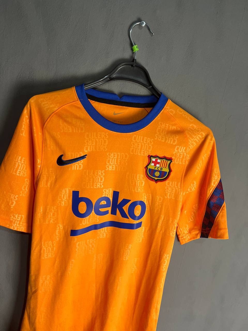 Nike Nike Barcelona Jersey Vintage Rare T-Shirt Soccer Club Size US S / EU 44-46 / 1 - 2 Thumbnail