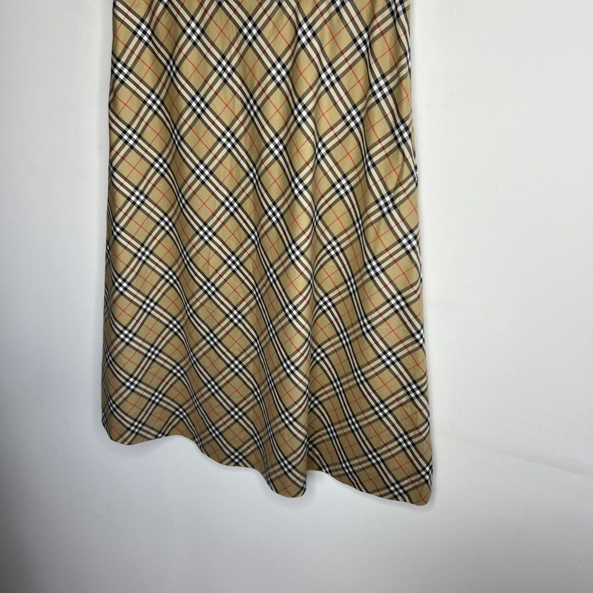 Burberry Burberry Mini Skirt Nova Check NEVER WORN Size 32" / US 10 / IT 46 - 6 Thumbnail