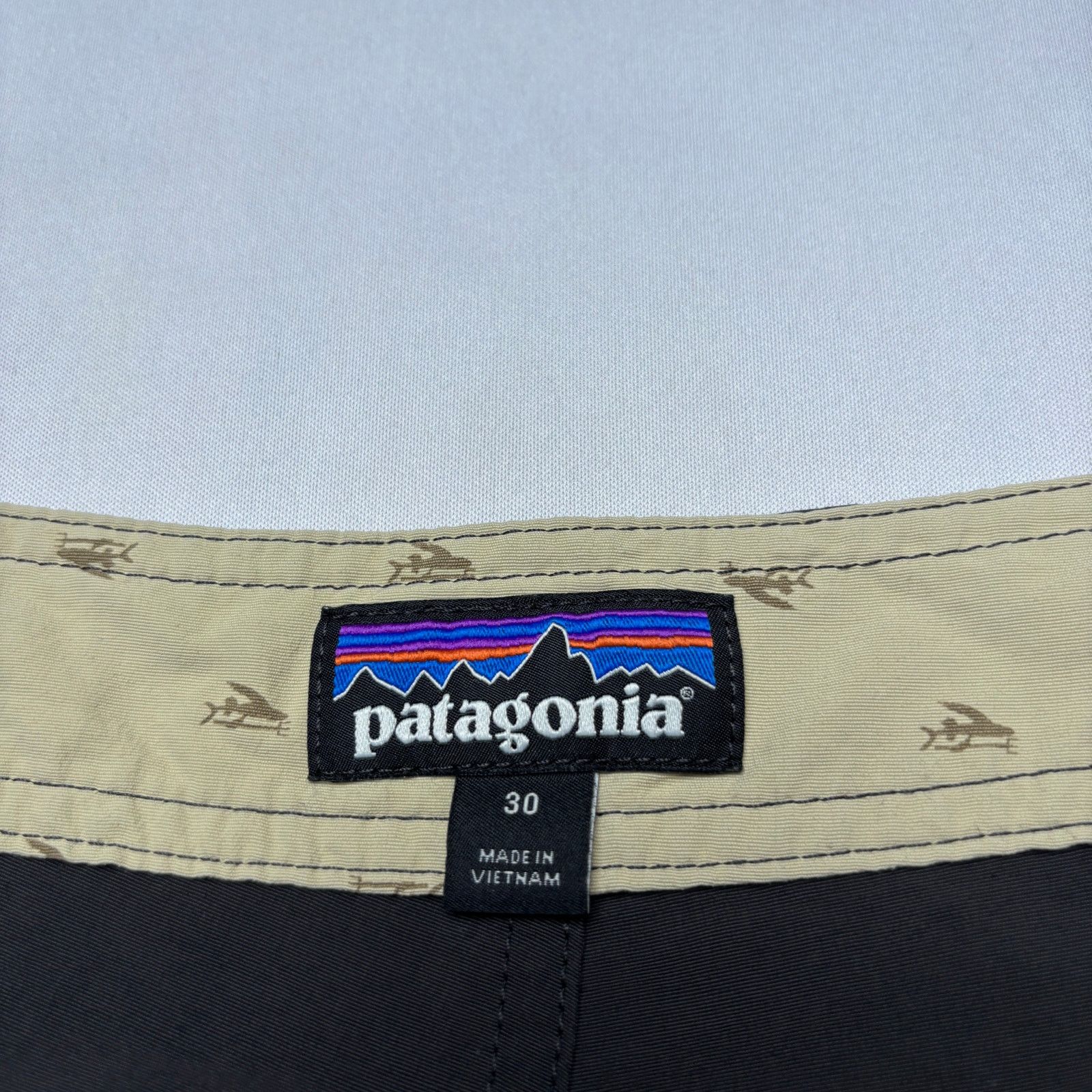 Patagonia Patagonia Wavefarer 8.5" Boardshorts Men's 30 Surf Swim Size US 30 / EU 46 - 4 Thumbnail
