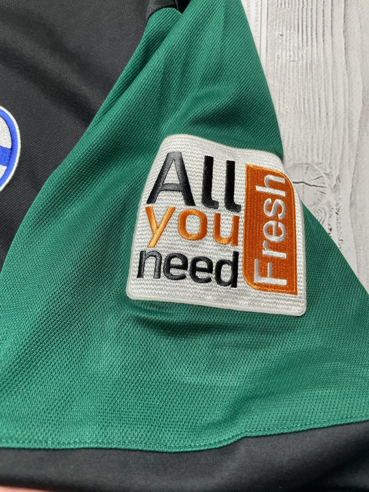 Adidas × Vintage Vintage adidas Shalke 04 soccer jersey size XXL black away Size US XXL / EU 58 / 5 - 3 Thumbnail