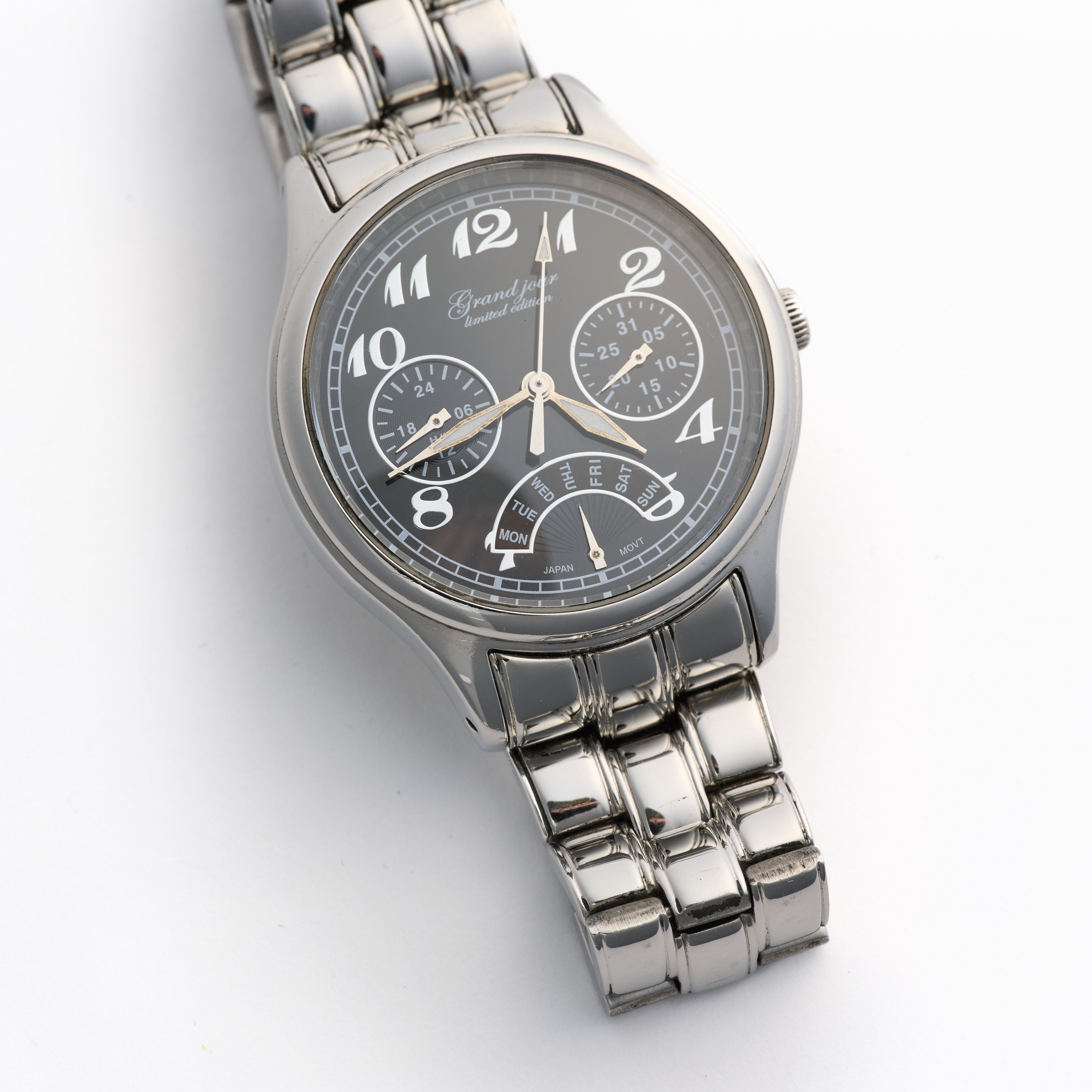 Vintage Grand Jour Vintage Quartz Day Date Watch Size ONE SIZE - 2 Thumbnail
