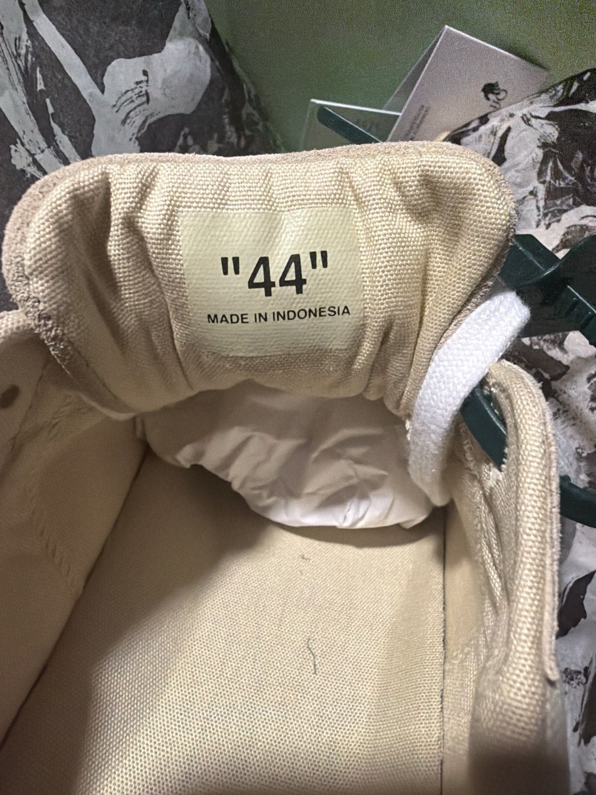 Off-White Off-White Low Vulcanized Beige Men's Sneakers Size US 11 / EU 44 - 11 Thumbnail