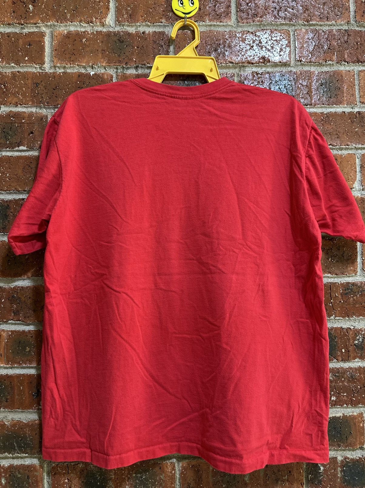 Guess Vintage 90s Guess Streetwear Faded Single Stitch Tee Size US L / EU 52-54 / 3 - 5 Thumbnail