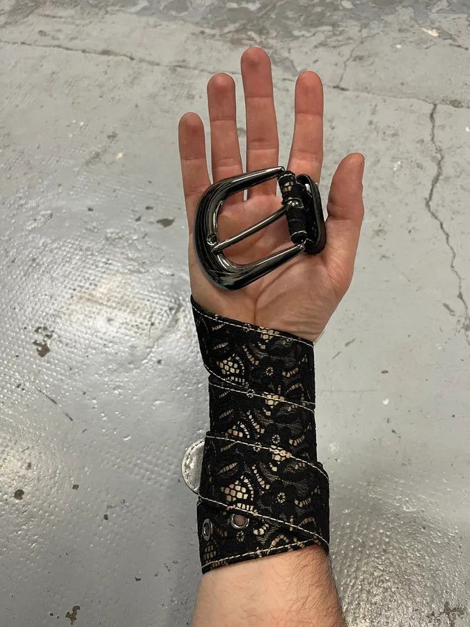 Dolce & Gabbana 2000s Dolce & Gabbana Black Lace Leather Belt Size ONE SIZE - 1 Thumbnail