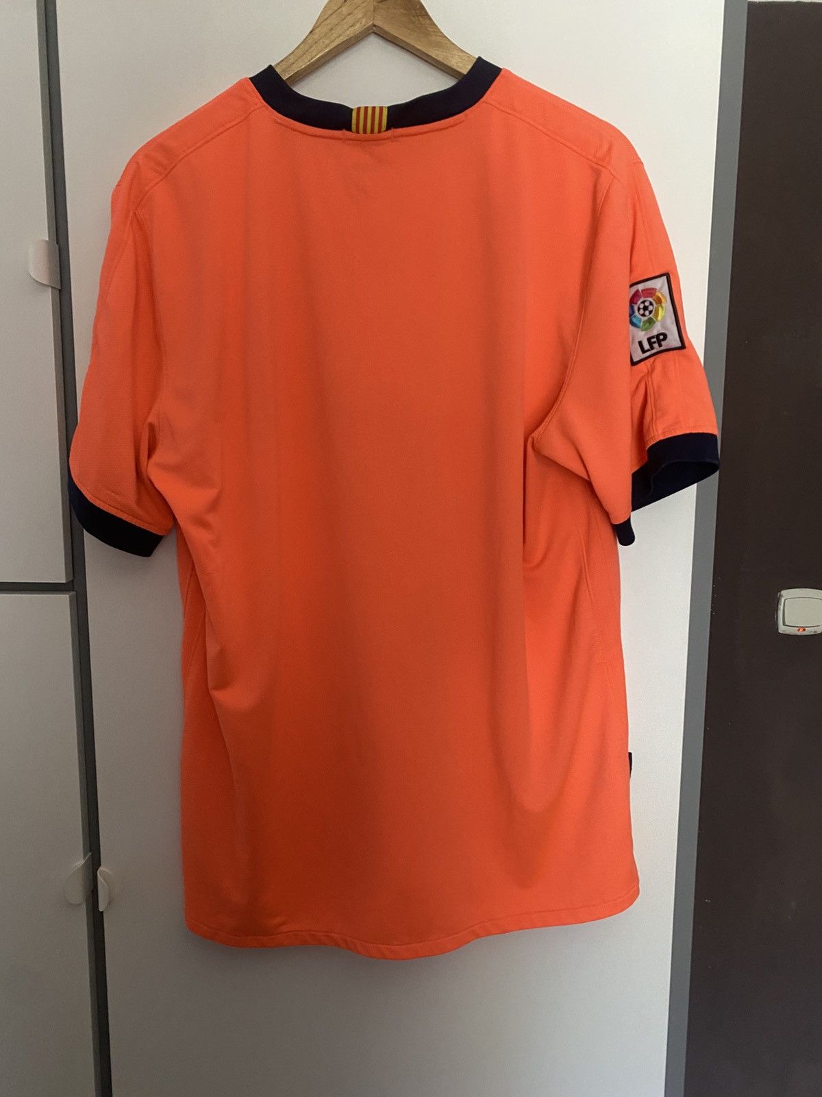 Nike FC Barcelona 2006/2007 Away Jersey – Nike – Orange – Size US XL / EU 56 / 4 - 2 Thumbnail