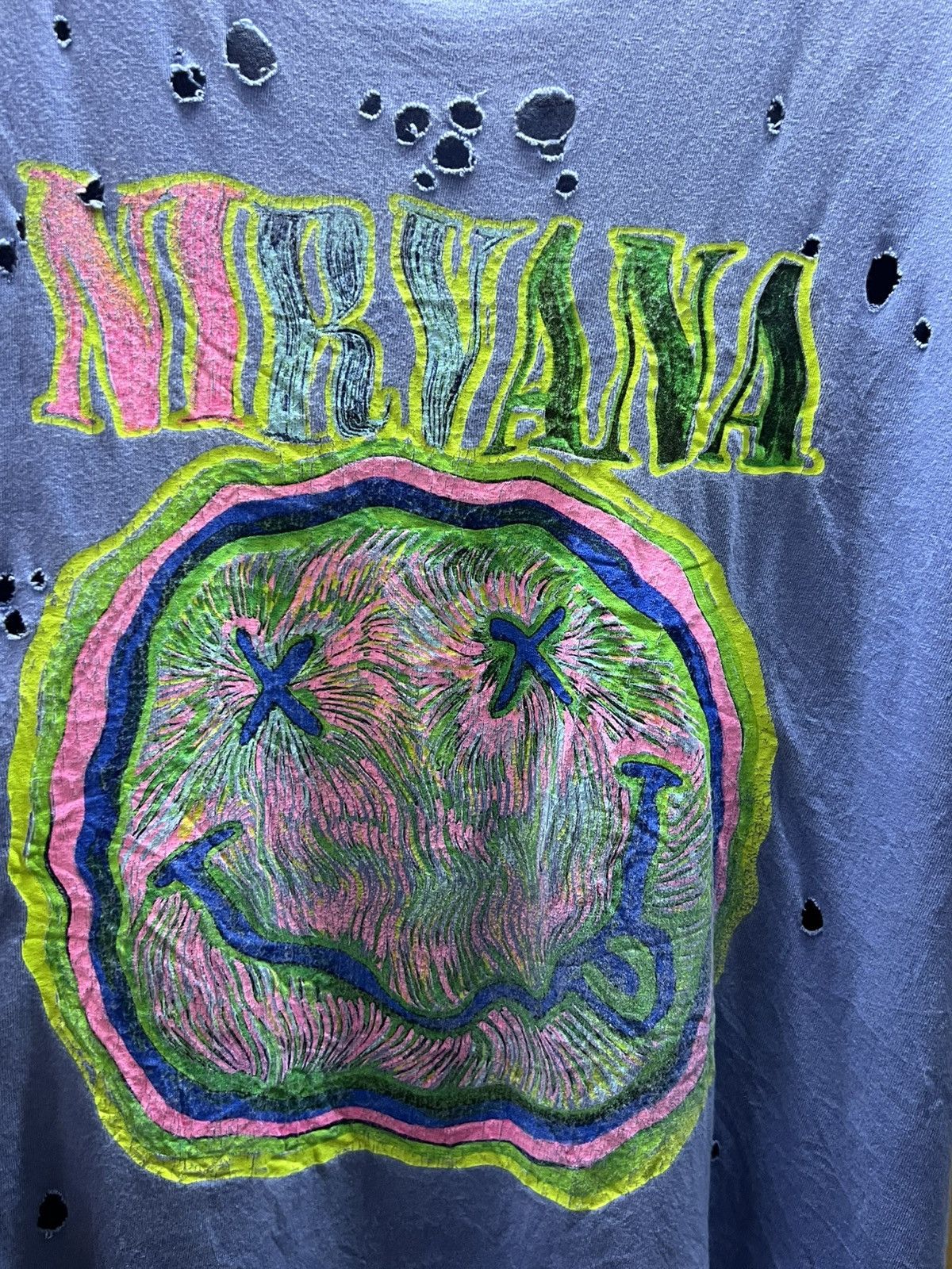 Band Tees Vtg y2k nirvana nevermind pinhole style tee Size US XL / EU 56 / 4 - 5 Thumbnail