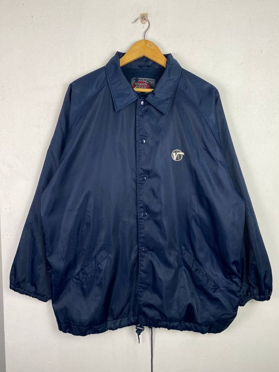 Vans vintage vans snowboards coach jacket nice design Size US XXL / EU 58 / 5 - 2 Thumbnail