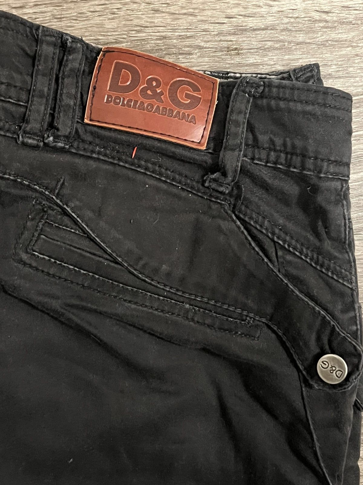 Designer × Dolce & Gabbana × Vintage Dolce & Gabbana Cross Button Pants Size 27" / US 4 / IT 40 - 1 Thumbnail