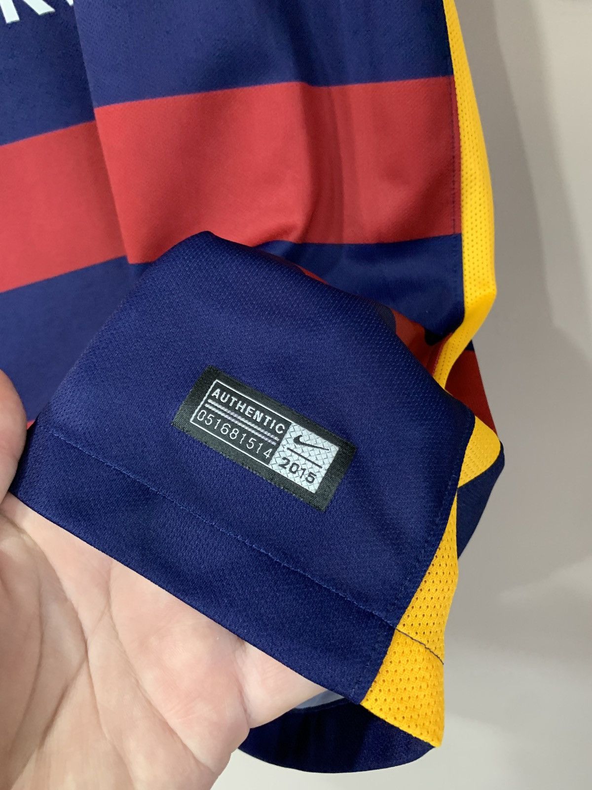 Nike Barcelona 2015 Home Football Shirt Nike Soccer Jersey #14 Size US M / EU 48-50 / 2 - 6 Thumbnail