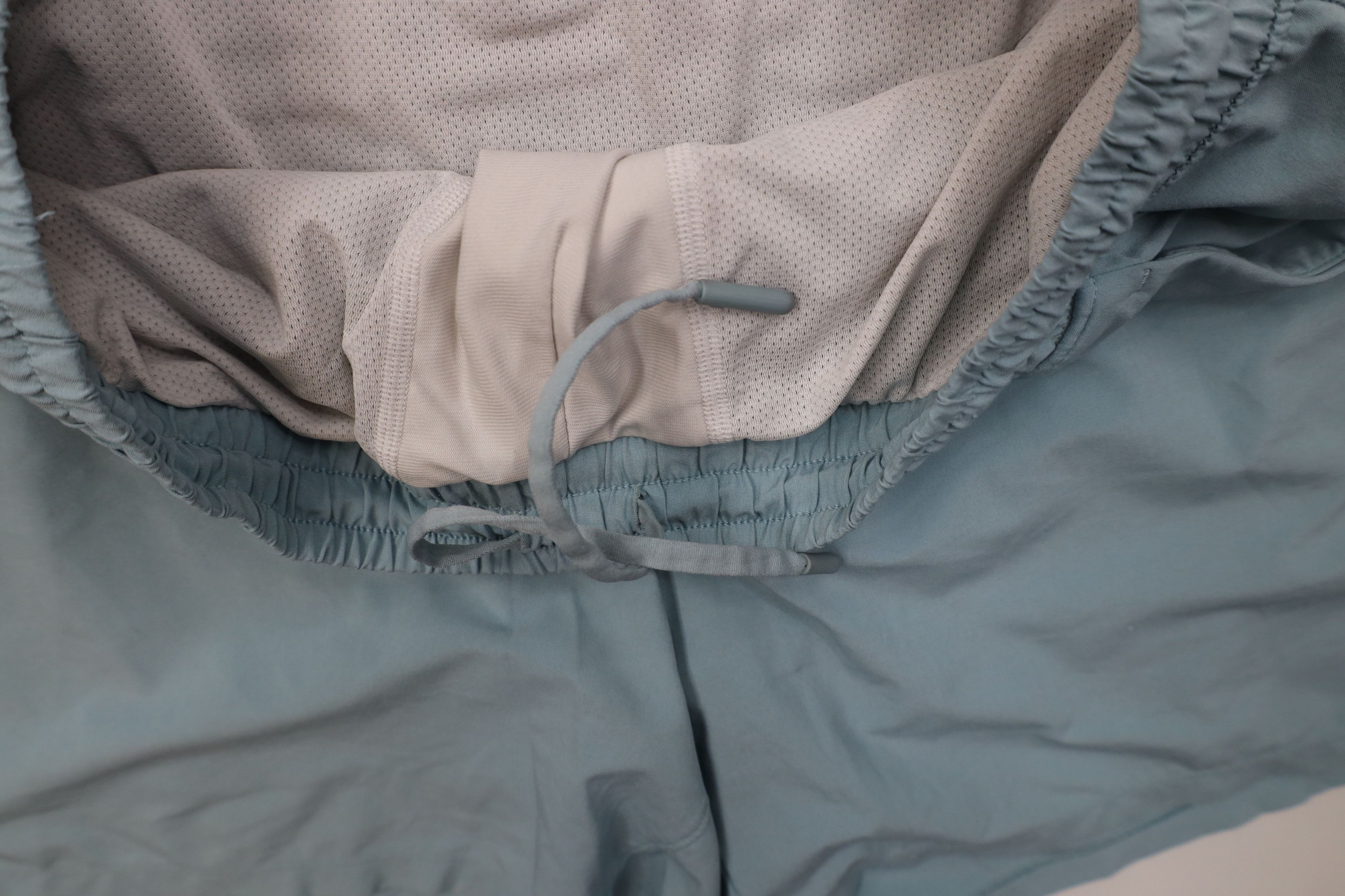 Lululemon Lululemon Pacebreaker Gym Running Jogging Shorts Light Blue Size US 34 / EU 50 - 5 Thumbnail