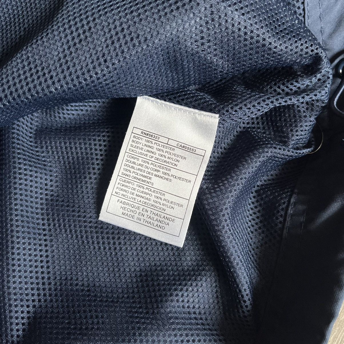 Nike New Vintage Nike Center Swoosh Basic Logo Track Jacket Nylon Size US L / EU 52-54 / 3 - 7 Thumbnail