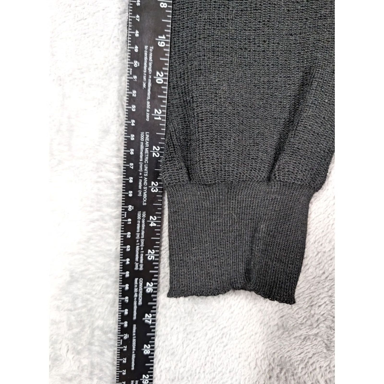 Vintage VINTAGE Mens Wool Sweater Military Fr Fire Resistant Sz XL Extra Large Knit Mock Neck Black Soldiers Army Pullover Regular Warm Casual Workwear Mens Size US XL / EU 56 / 4 - 5 Thumbnail