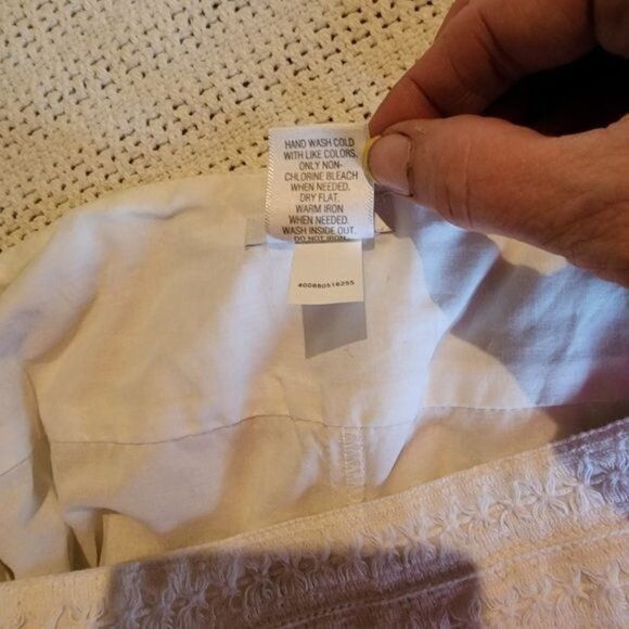 Apt. 9 Apt. 9 Lined White Lace Throughout & Bottom Side Zippered Sz Size 32" / US 10 / IT 46 - 10 Thumbnail