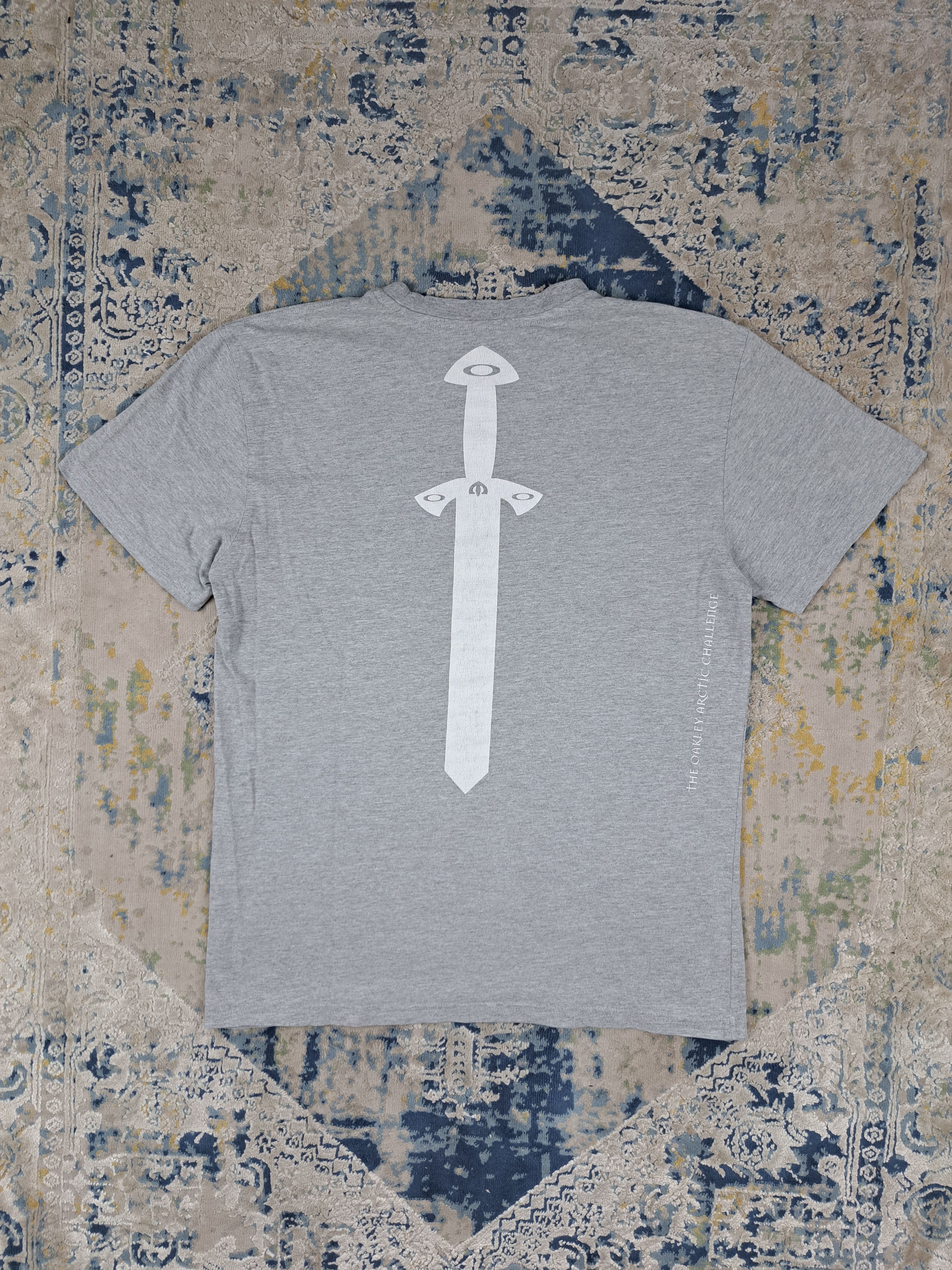 Oakley Very Rare Oakley Arctic Challenge Sword Tee Archive y2k Size US M / EU 48-50 / 2 - 2 Thumbnail