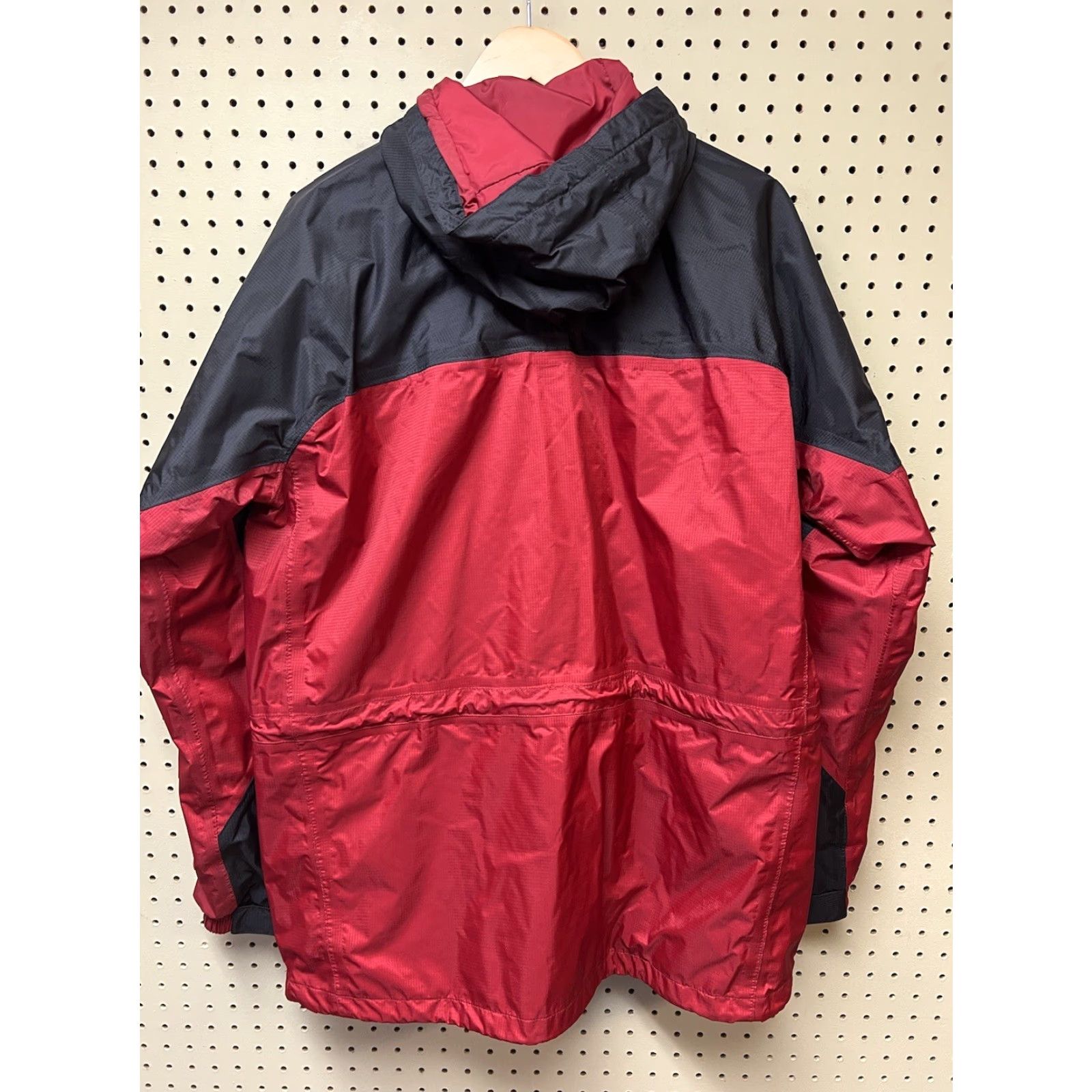 Helly Hansen Helly Hansen Jacket Mens Hooded Rain Coat Helly Tech Performance L Red Nylon Zip Storm VG Size US L / EU 52-54 / 3 - 3 Thumbnail
