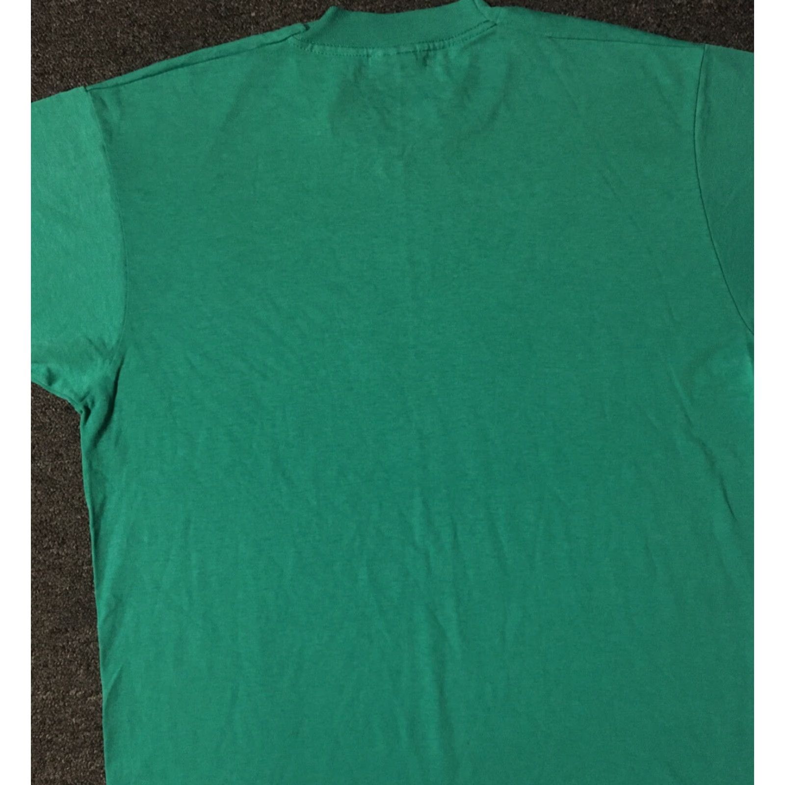 Fruit Of The Loom Vtg 80s The Dug-Out Bar Arizona Faded Shirt L Green USA Vintage Shirt Mens L USA Bar Arizona Faded Shirt 80s Grunge Humor Classic 90s Size US L / EU 52-54 / 3 - 6 Thumbnail