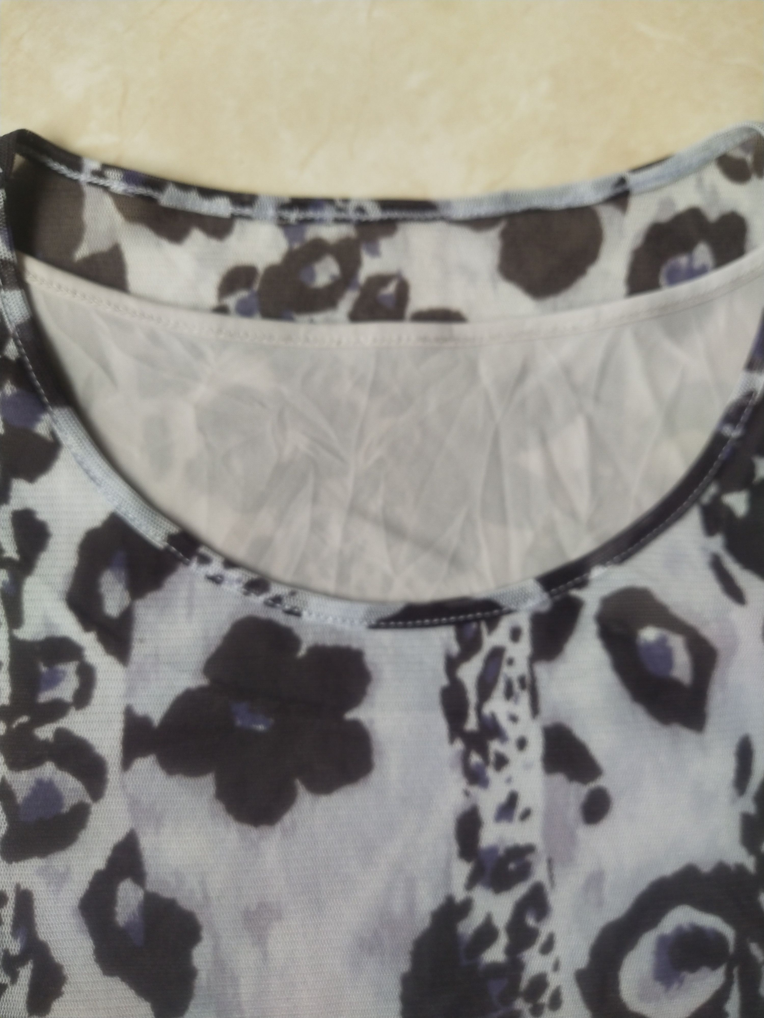 Krizia Uomo EVEX by Krizia Leopard Floral Sheer Mesh Top Size M / US 6-8 / IT 42-44 - 3 Thumbnail