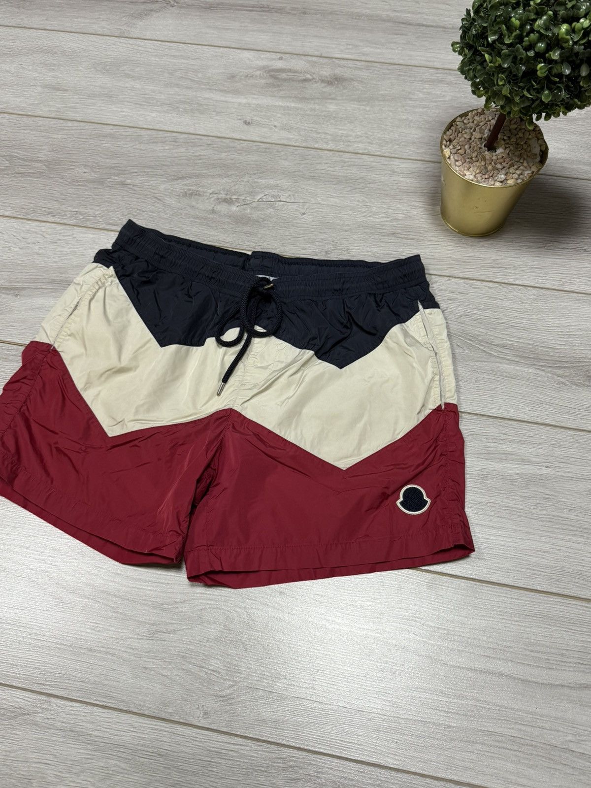 Moncler Moncler france 🇫🇷 flag vintage shorts Size US 34 / EU 50 - 2 Thumbnail