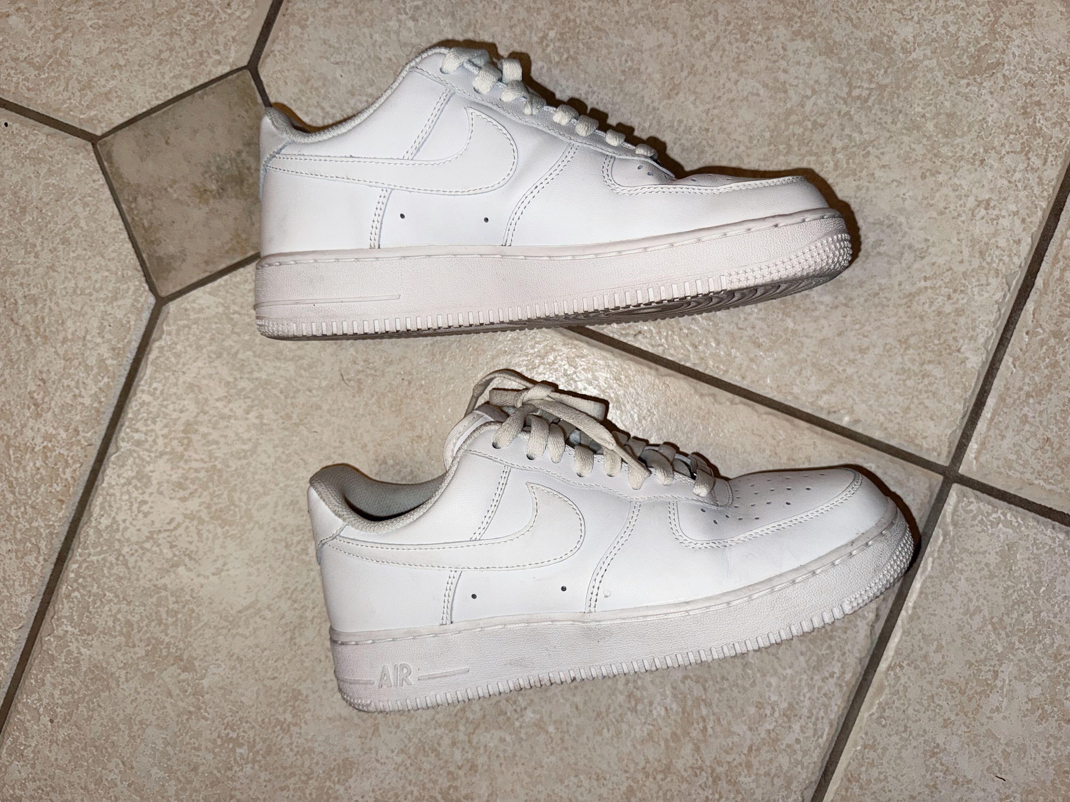 Nike Nike Air Force 1 Size US 9.5 / IT 39.5 - 1 Thumbnail