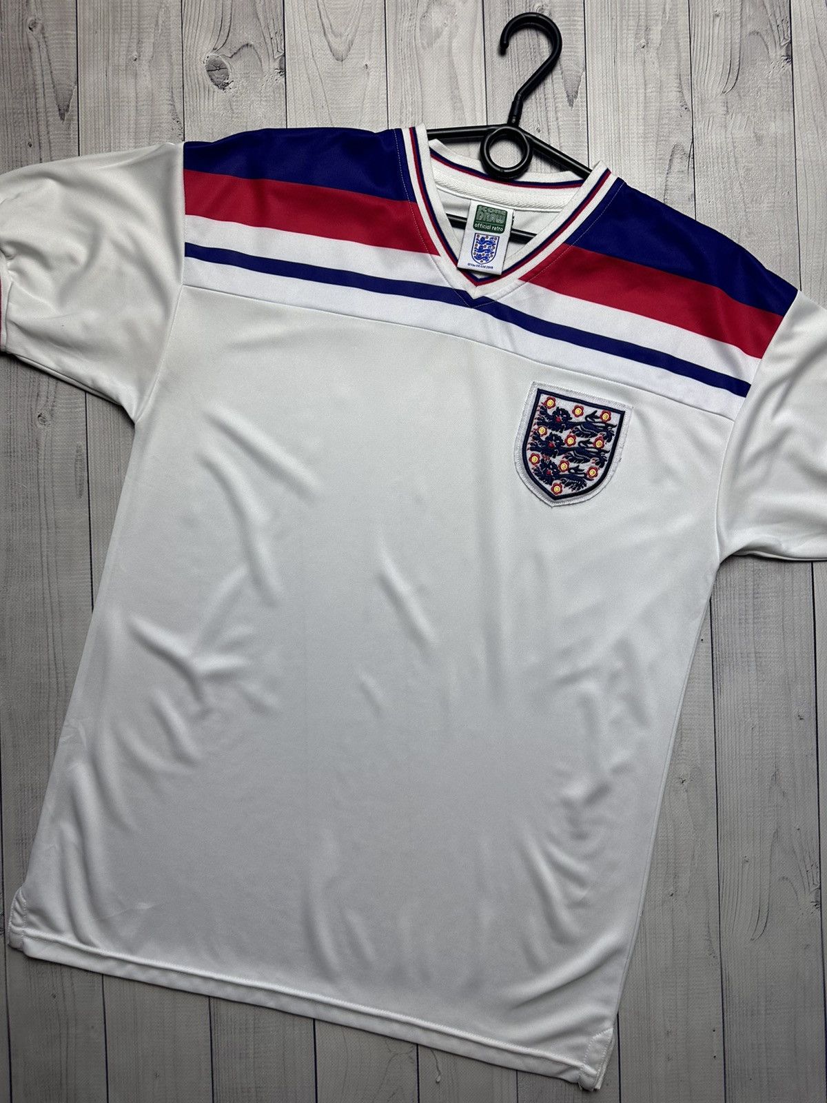 Vintage Vintage England soccer jersey retro size M Size US M / EU 48-50 / 2 - 2 Thumbnail