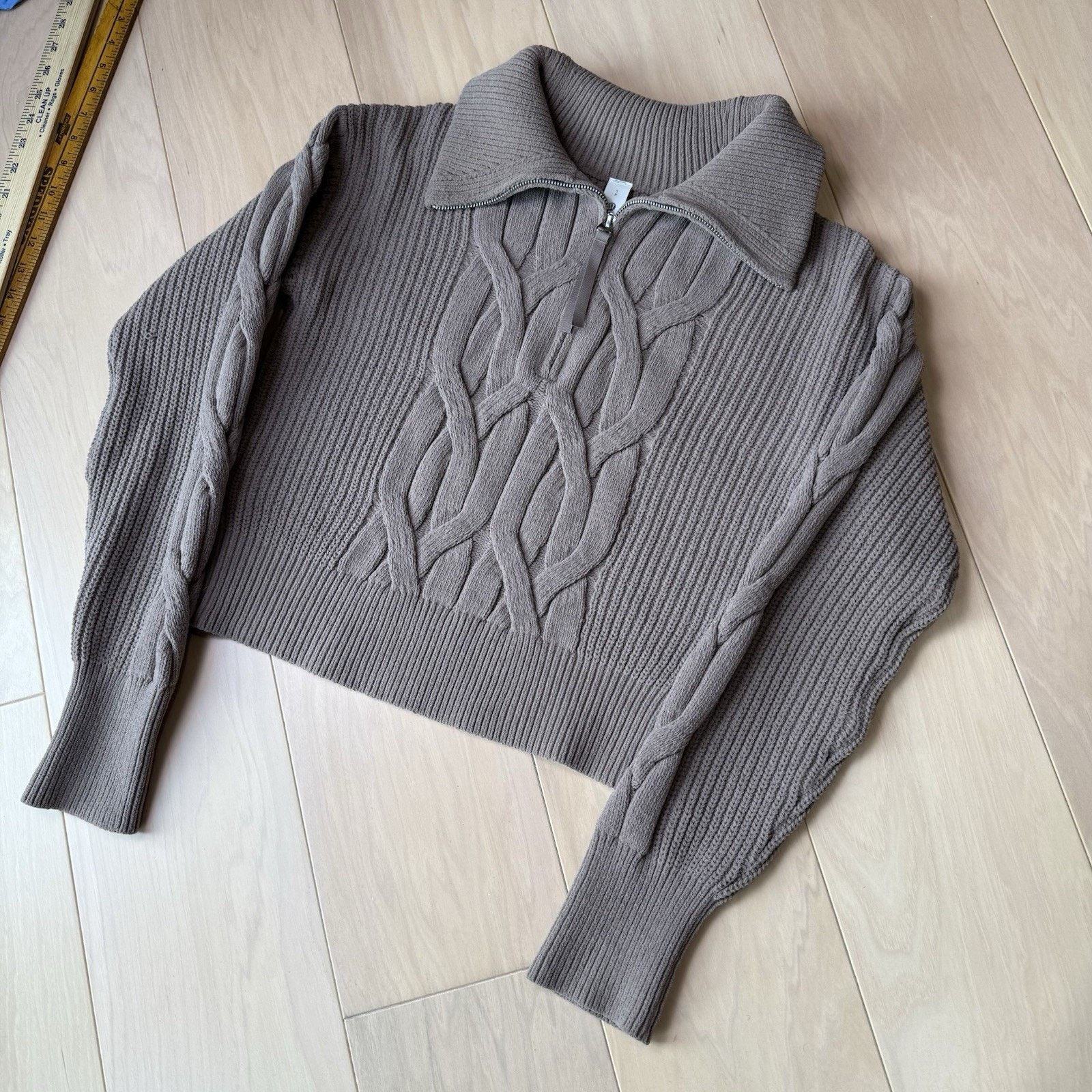 Lululemon Lululemon Cable Knit Oversized Half Zip Sweater Women's S Size S / US 4 / IT 40 - 9 Thumbnail
