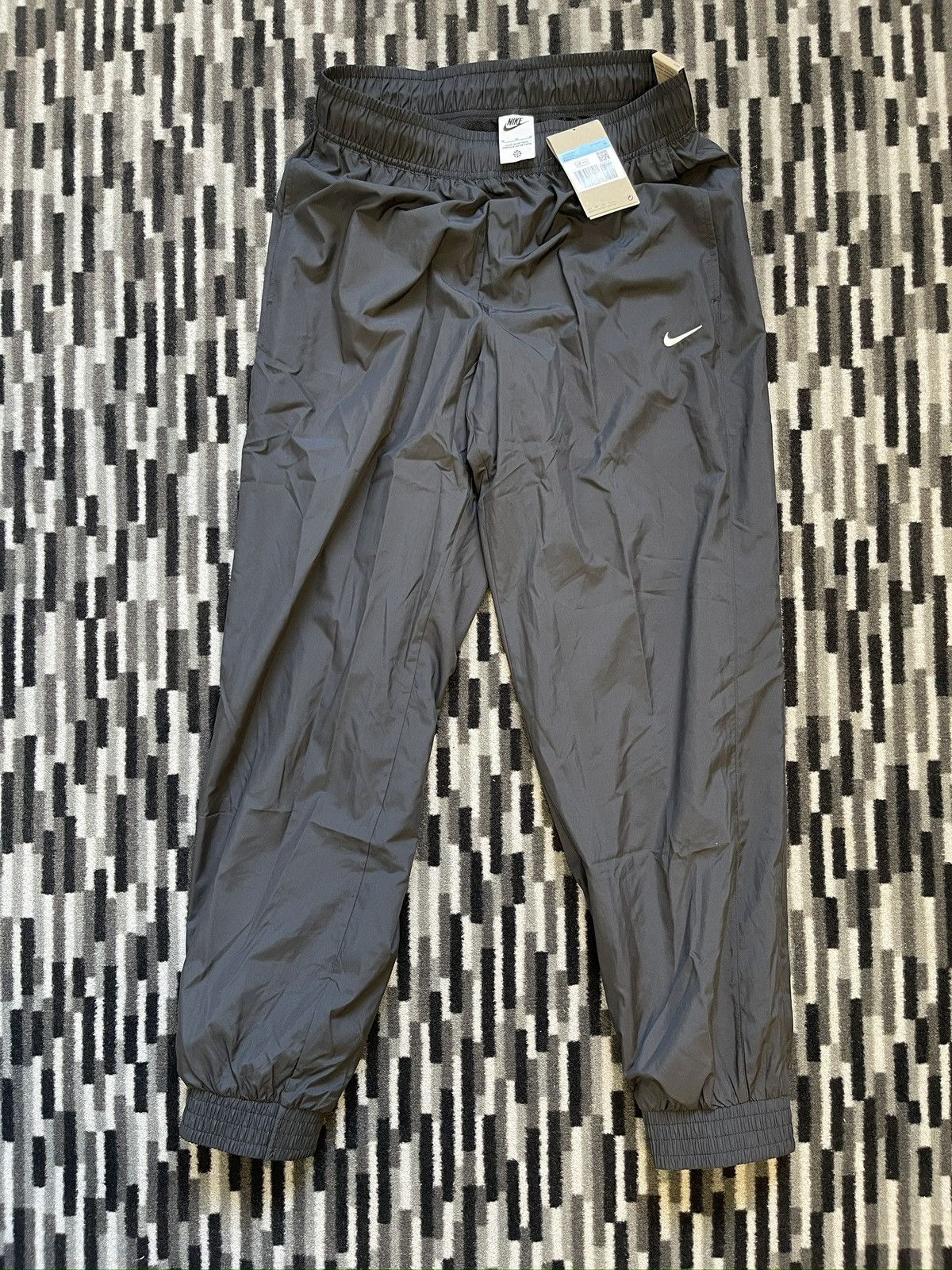 Nike Nike Pants Size 28" / US 6 / IT 42 - 1 Thumbnail