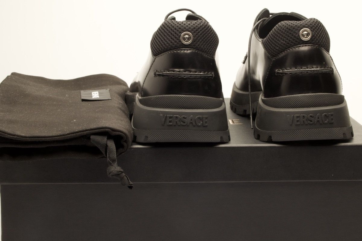 Versace Versace Black Leather Lace-Up Shoes Brand New .Size 9 Size US 9 / EU 42 - 3 Thumbnail