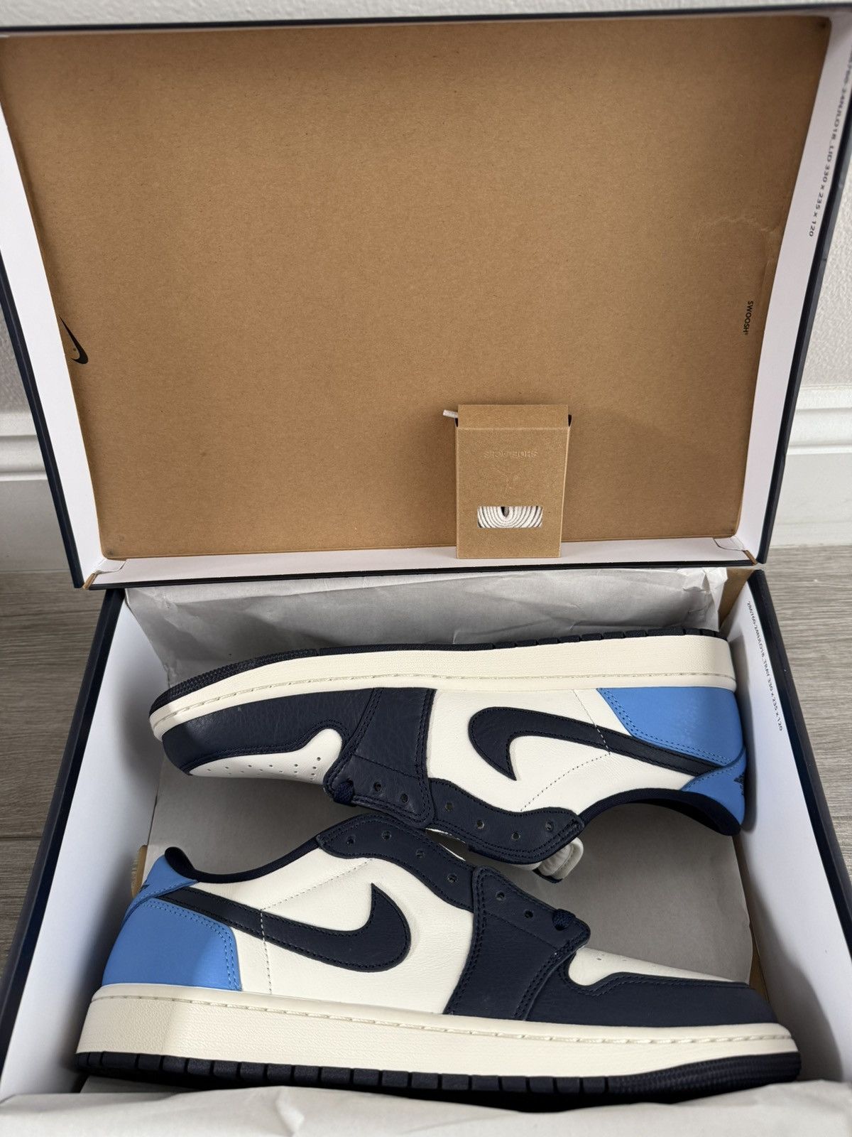 Jordan Brand Jordan 1 Retro Low OG Obsidian CZ0790-400 UNC Blue Sz 12 Size US 12 / EU 45 - 3 Thumbnail