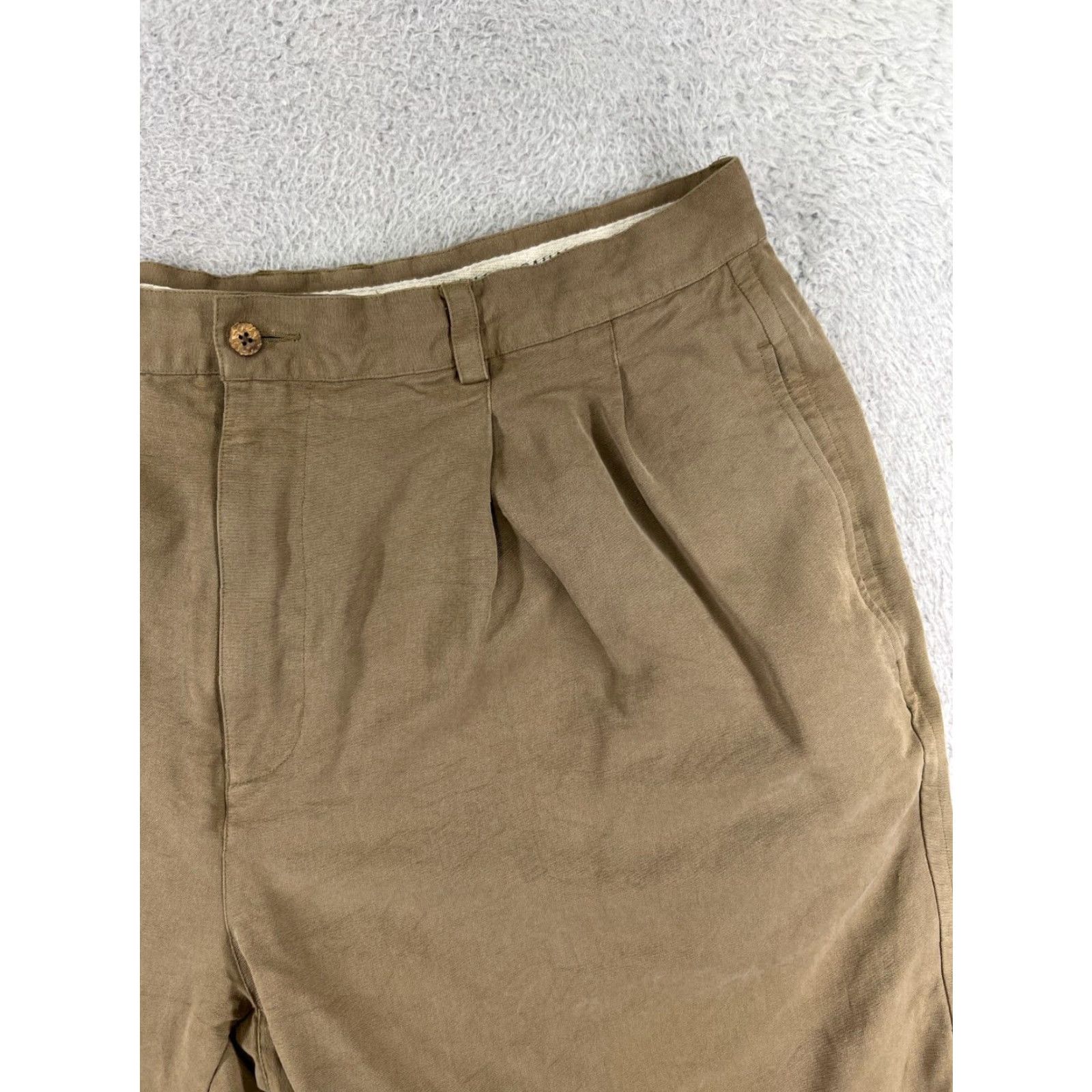 Tommy Bahama Tommy Bahama Shorts Men 38 Beige Silk Pleated Relax Beach Vacation Golf Golfer Size US 38 / EU 54 - 7 Thumbnail